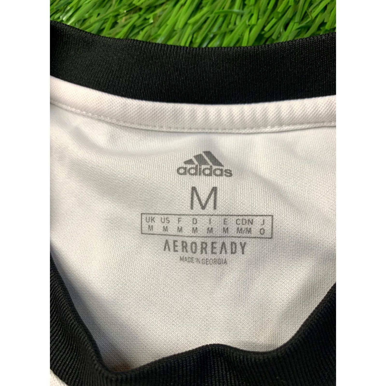Adidas ADIDAS PERFORMANCE SQUADRA FOOTBALL SHIRT JERSEY L Mens White and Black 2020 Adidas Squadra Football Shirt Jersey L Size US L / EU 52-54 / 3 - 6 Thumbnail
