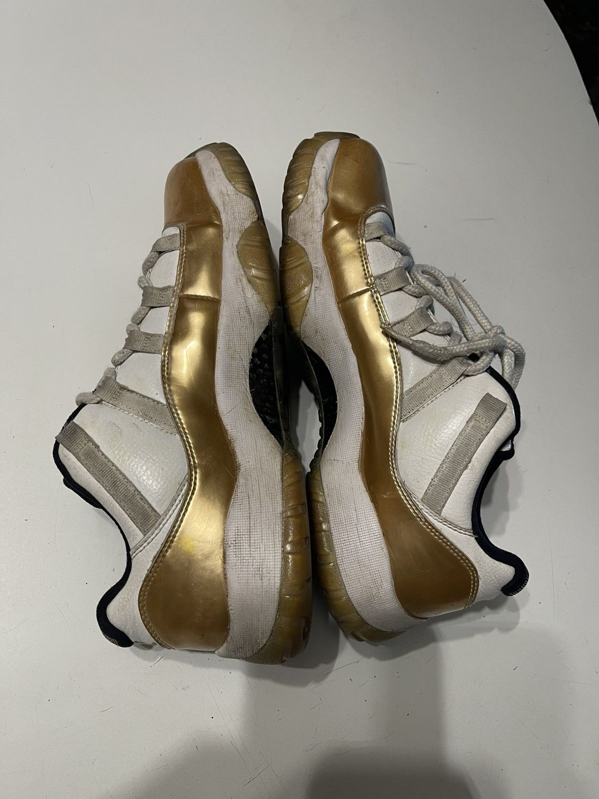 Nike Air Jordan 11 Retro Low Closing Ceremony Size 11 Sneakers Size US 11 / EU 44 - 7 Thumbnail