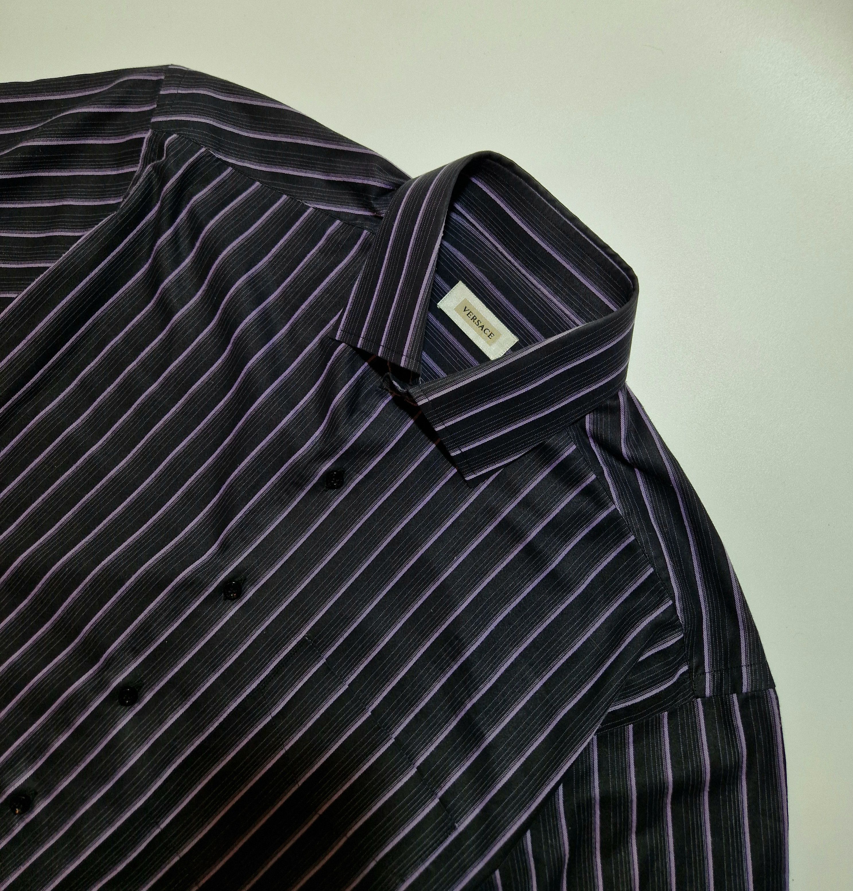 Versace Versace vintage shirt men's cotton made in Italy Size US L / EU 52-54 / 3 - 4 Thumbnail