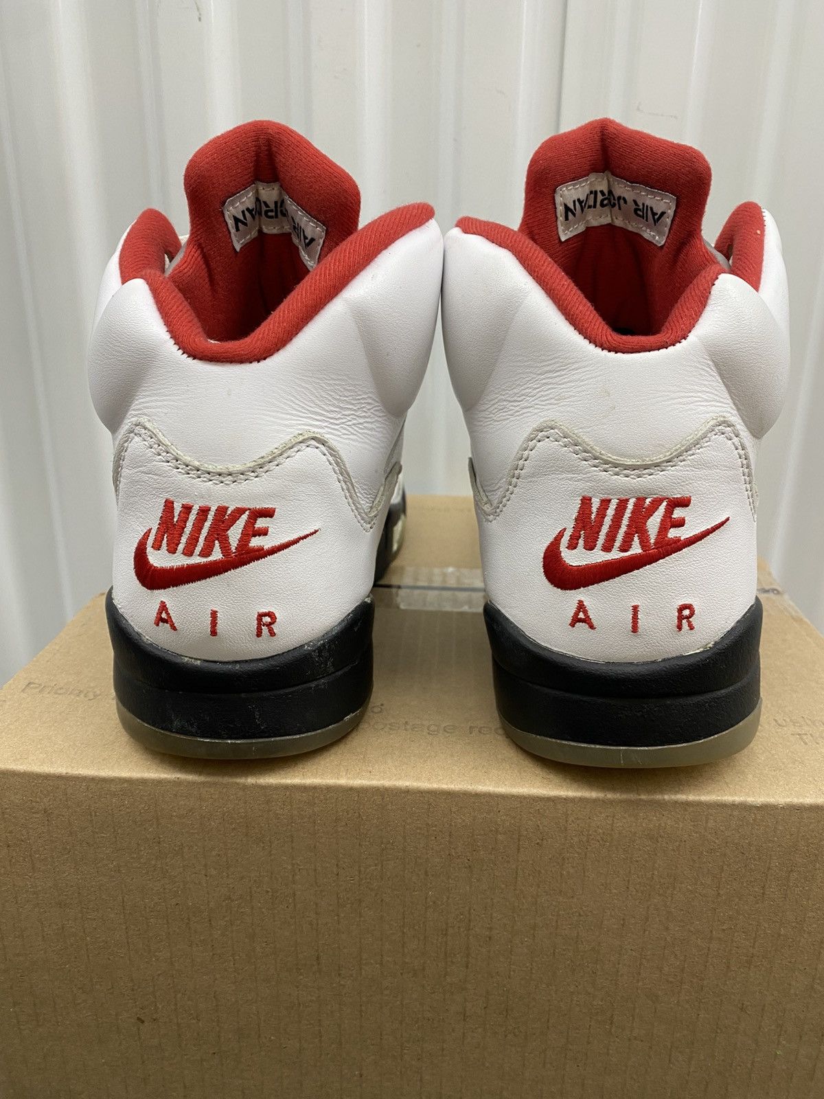 Jordan Brand Nike Air Jordan Retro 5 Fire Red Size 9 Men Size US 9 / EU 42 - 5 Thumbnail