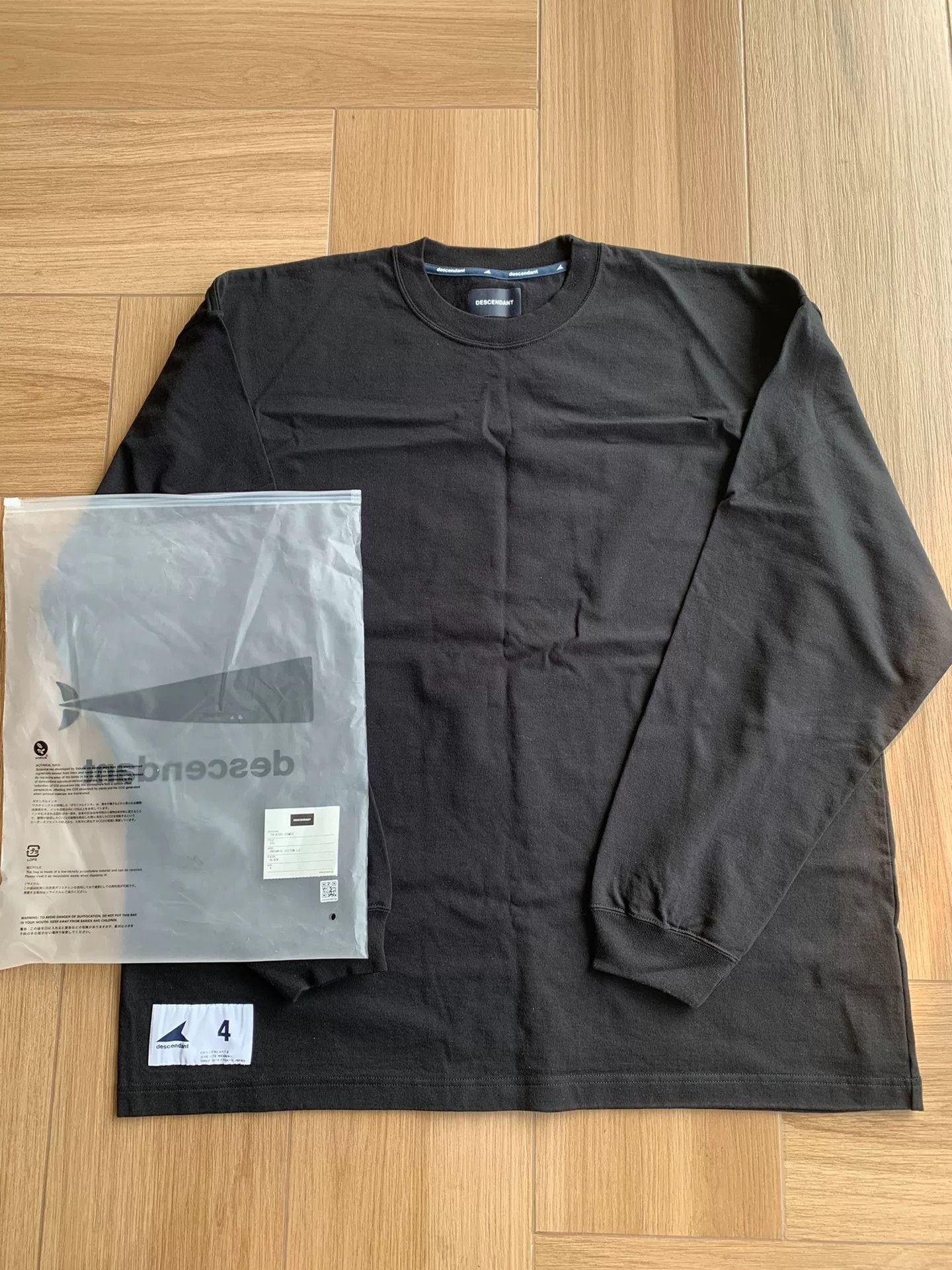 Descendant Descendant OTL Organic Cotton Printed Long-Sleeve T-Shirt Size US XL / EU 56 / 4 - 1 Thumbnail