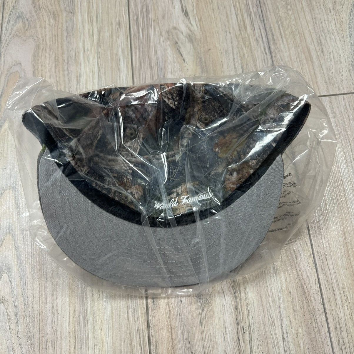 New Era × Supreme Supreme Championship Box Logo Fitted Hat Kanati Camo DS Size ONE SIZE - 8 Thumbnail