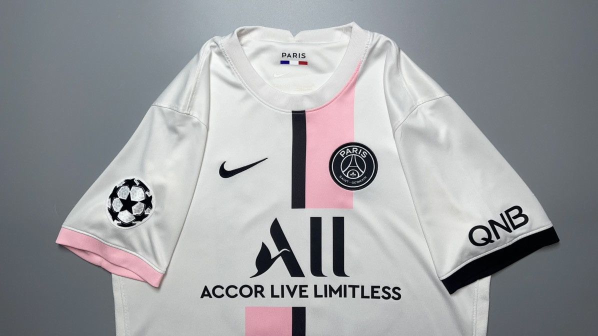 Nike PSG NIKE 2021/2022 FOOTBALL SOCCER AWAY JERSEY #30 MESSI Size US L / EU 52-54 / 3 - 3 Thumbnail