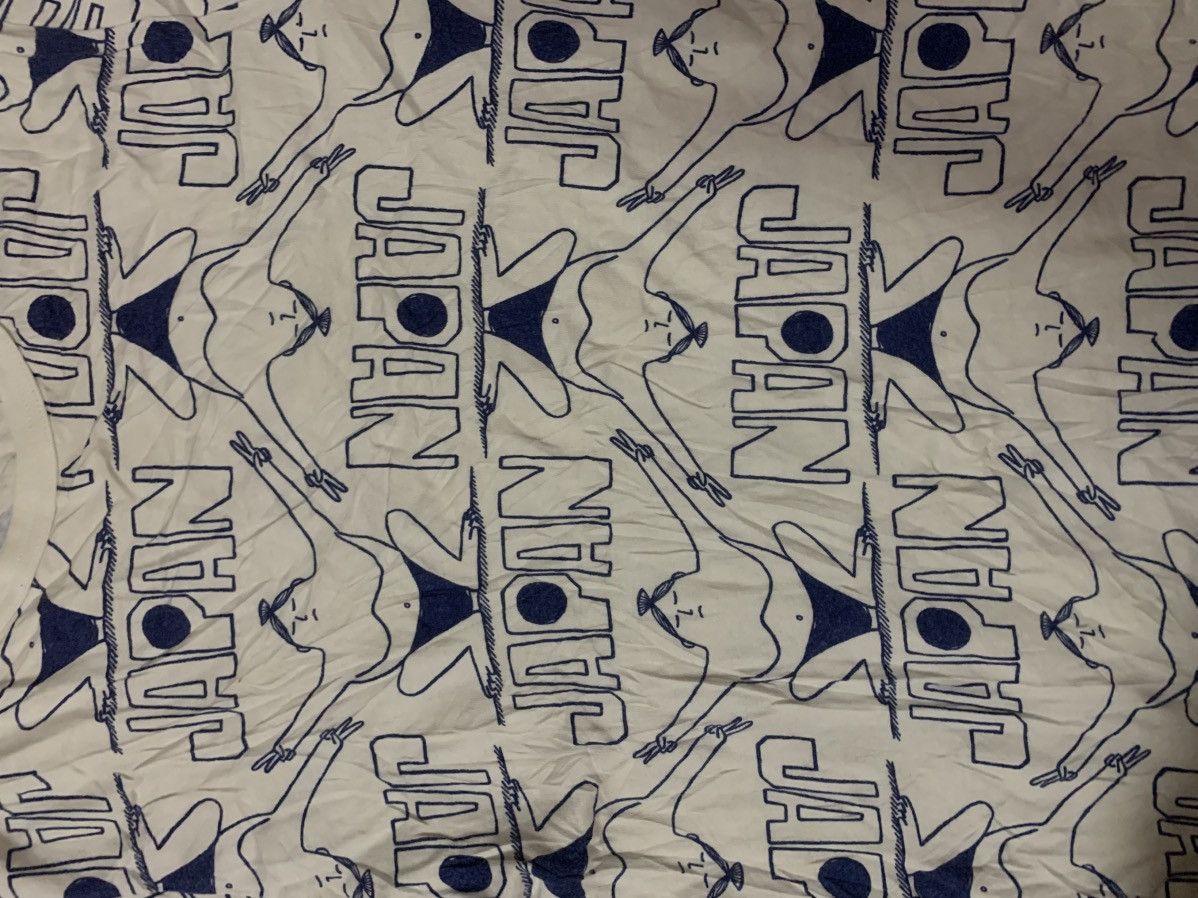 Uniqlo Uniqlo X Nippon Omiyage Sumo Monogram Printed Tee Size US M / EU 48-50 / 2 - 3 Thumbnail