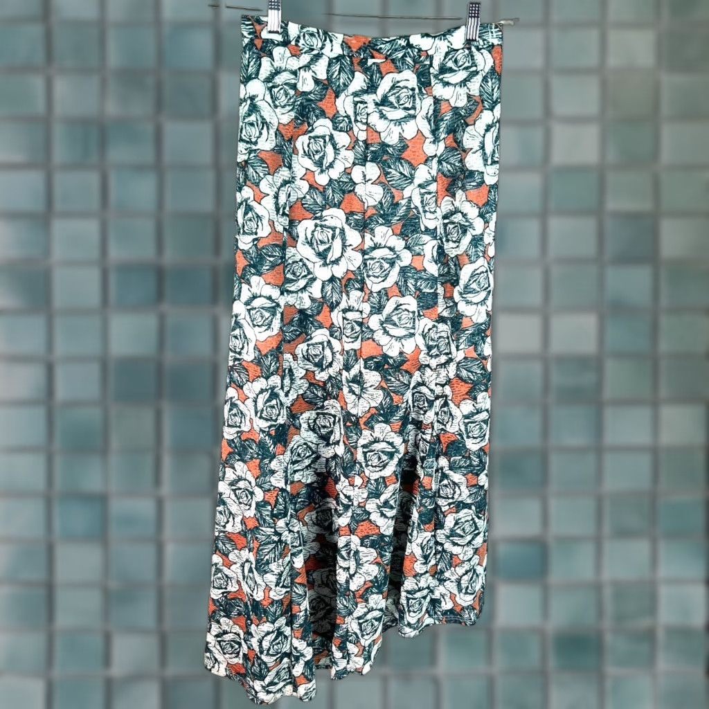 Topshop Top Shop Floral Pleated Skirt Size 6 Green Hi-Lo Asymmetrical Hem Maxi Side Slit Size M / US 6-8 / IT 42-44 - 1 Thumbnail