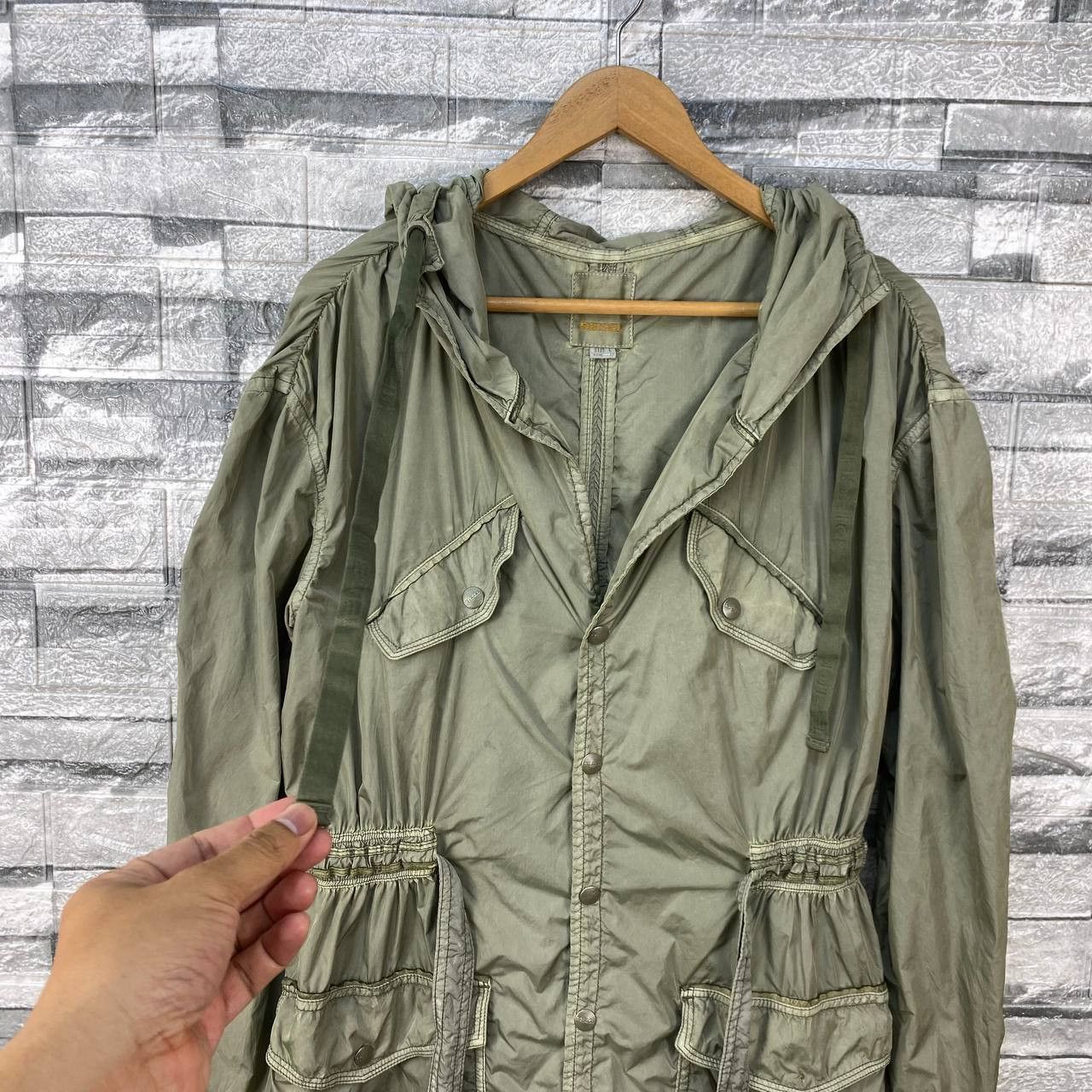 Diesel Black Gold RARE DIESEL WRINKLE NYLON UTILITY PARACHUTE PARKAS Size US L / EU 52-54 / 3 - 4 Thumbnail
