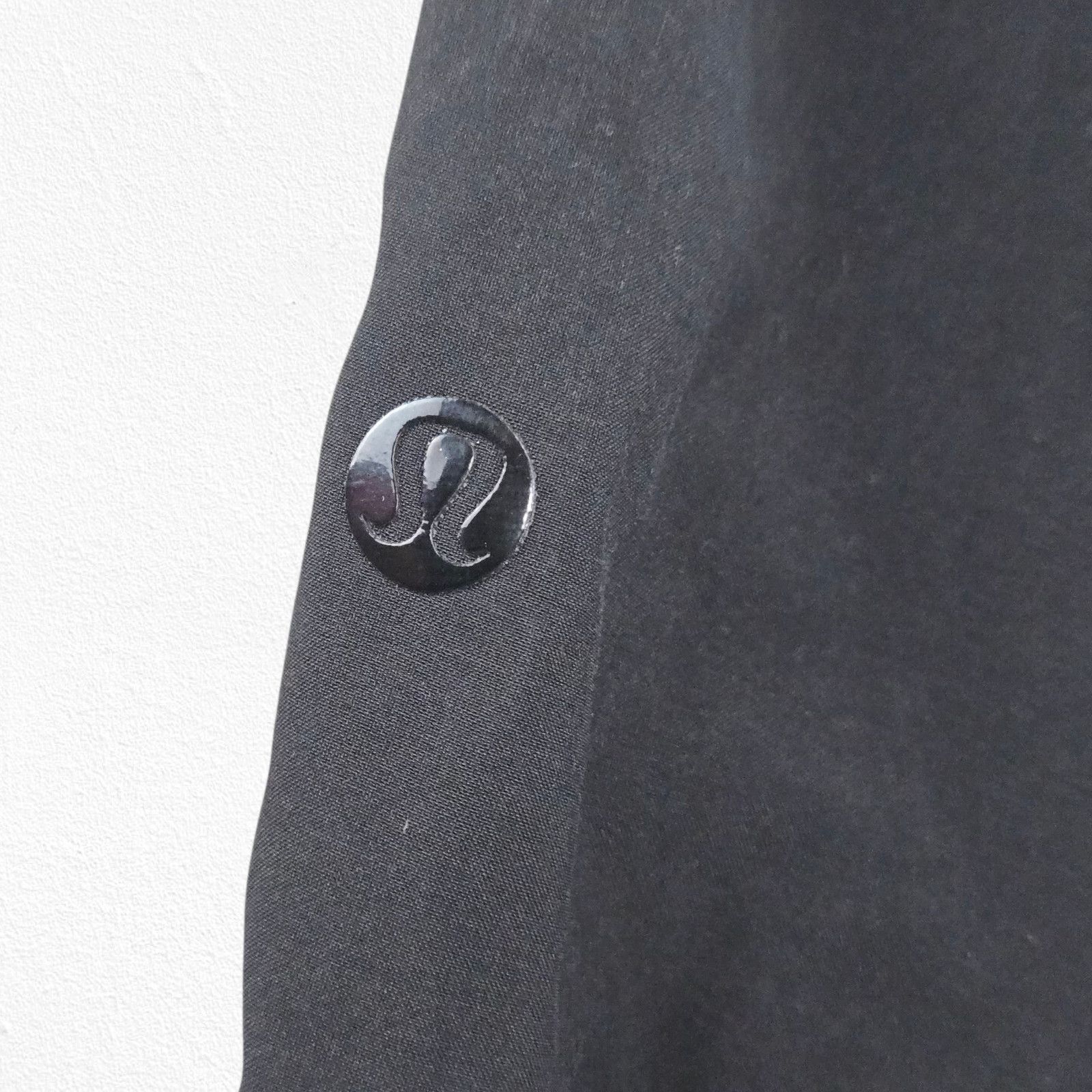 Lululemon Lululemon Dance Studio Crop Wrap Waist Black Pants Size 6 Size 28" / US 6 / IT 42 - 7 Thumbnail