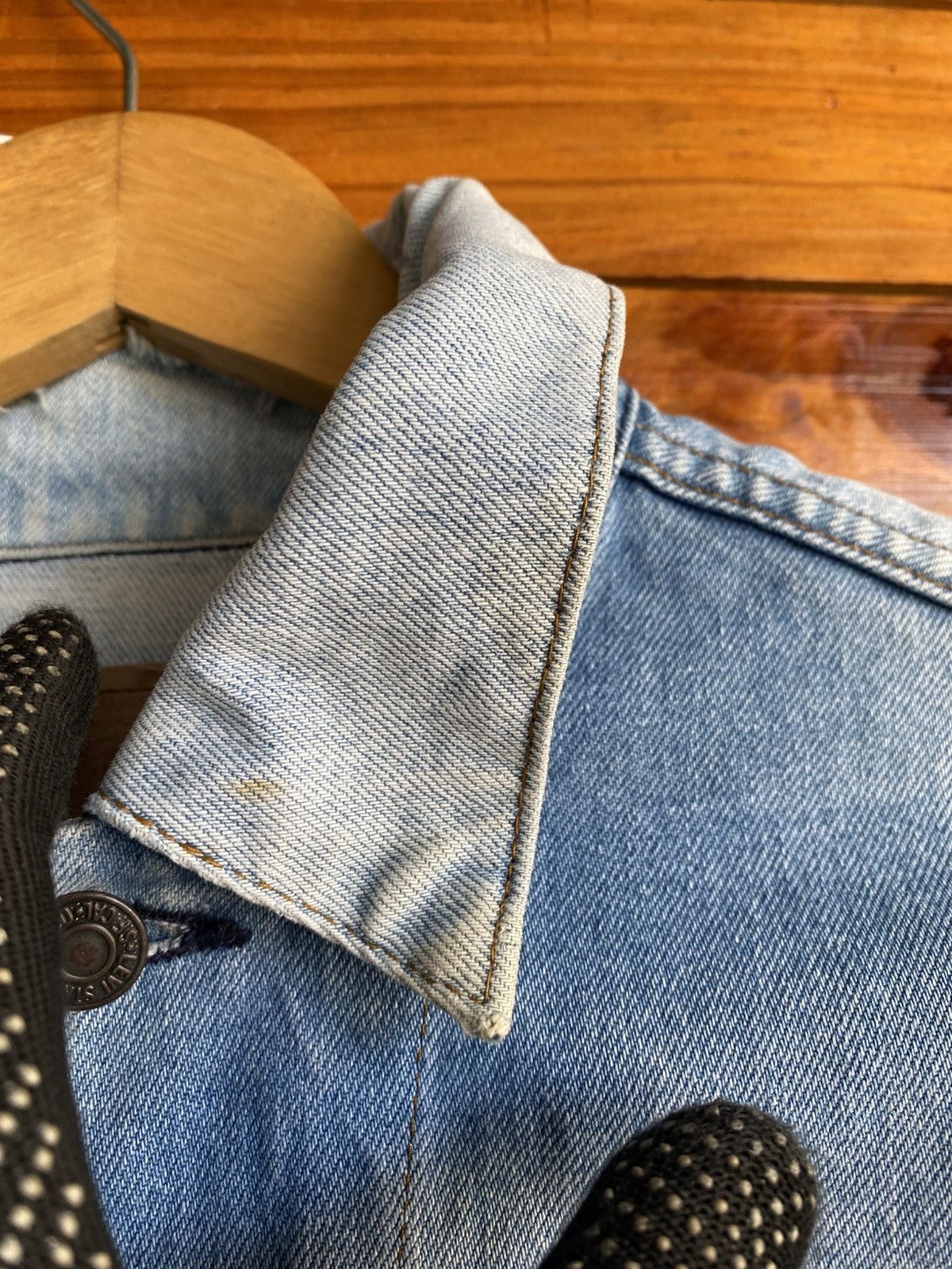 Levi's Vintage 1980s Levi’s 70505 Denim Jacket Light Wash Trucker Size US M / EU 48-50 / 2 - 13 Thumbnail