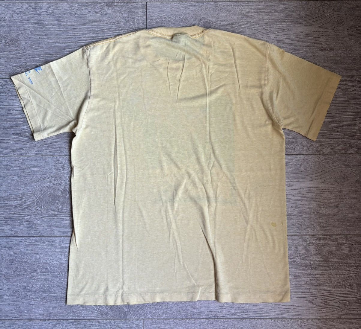 Nike Vintage 80s Nike flamingo tshirt (blue tag) Size US L / EU 52-54 / 3 - 7 Thumbnail