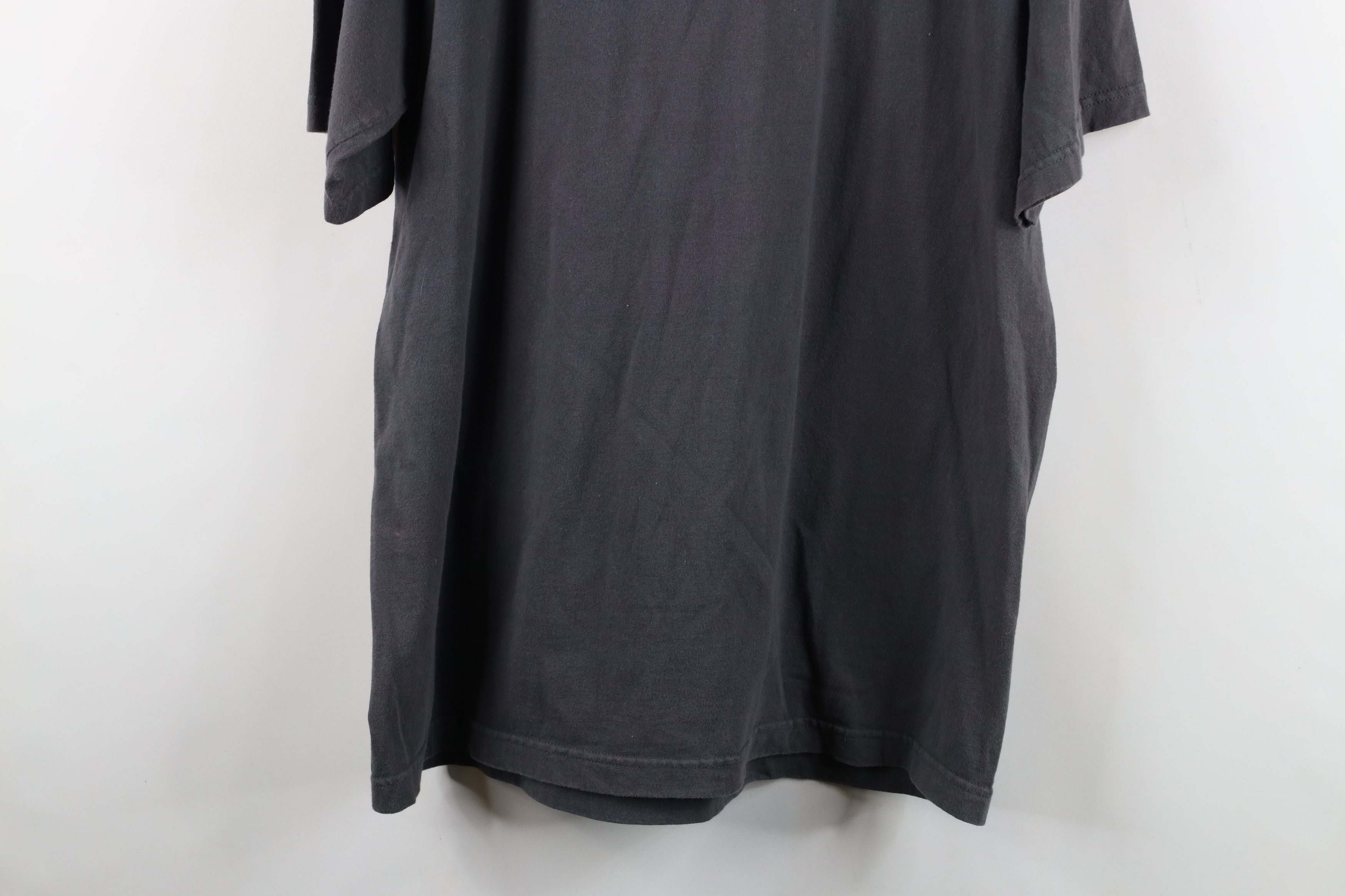 Vintage Vintage 90s Streetwear Nature Wolf Mountains T-Shirt Gray Size US XL / EU 56 / 4 - 15 Thumbnail