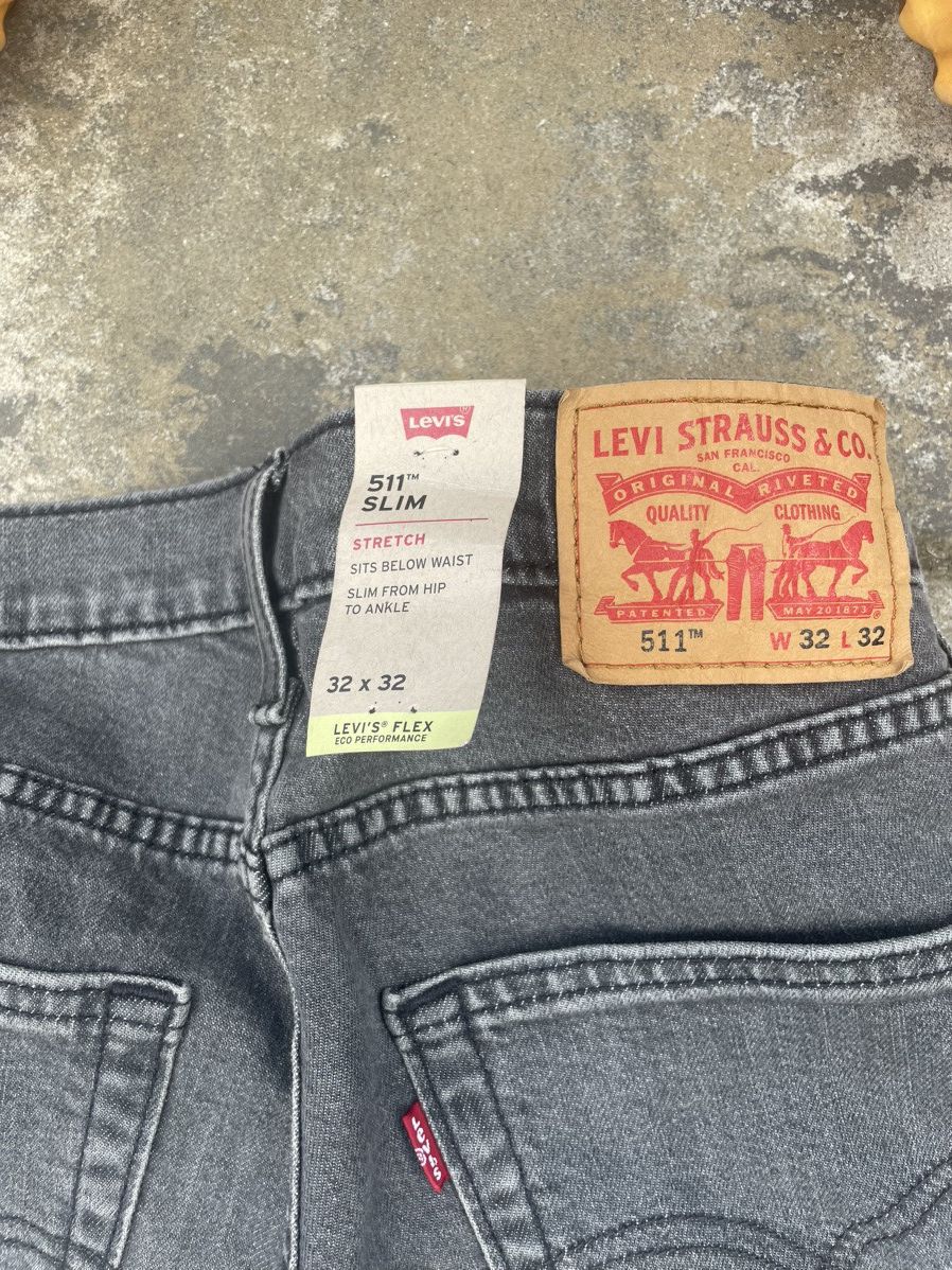 Designer × Levi's New Levi’s Slim-Fit Grey Jeans Size US 32 / EU 48 - 2 Thumbnail