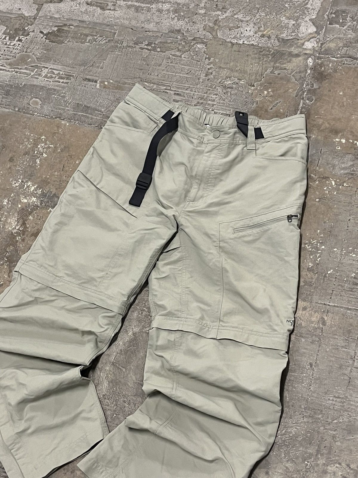 The North Face × Vintage The north face nylon cargo utility pants Size US 34 / EU 50 - 5 Thumbnail