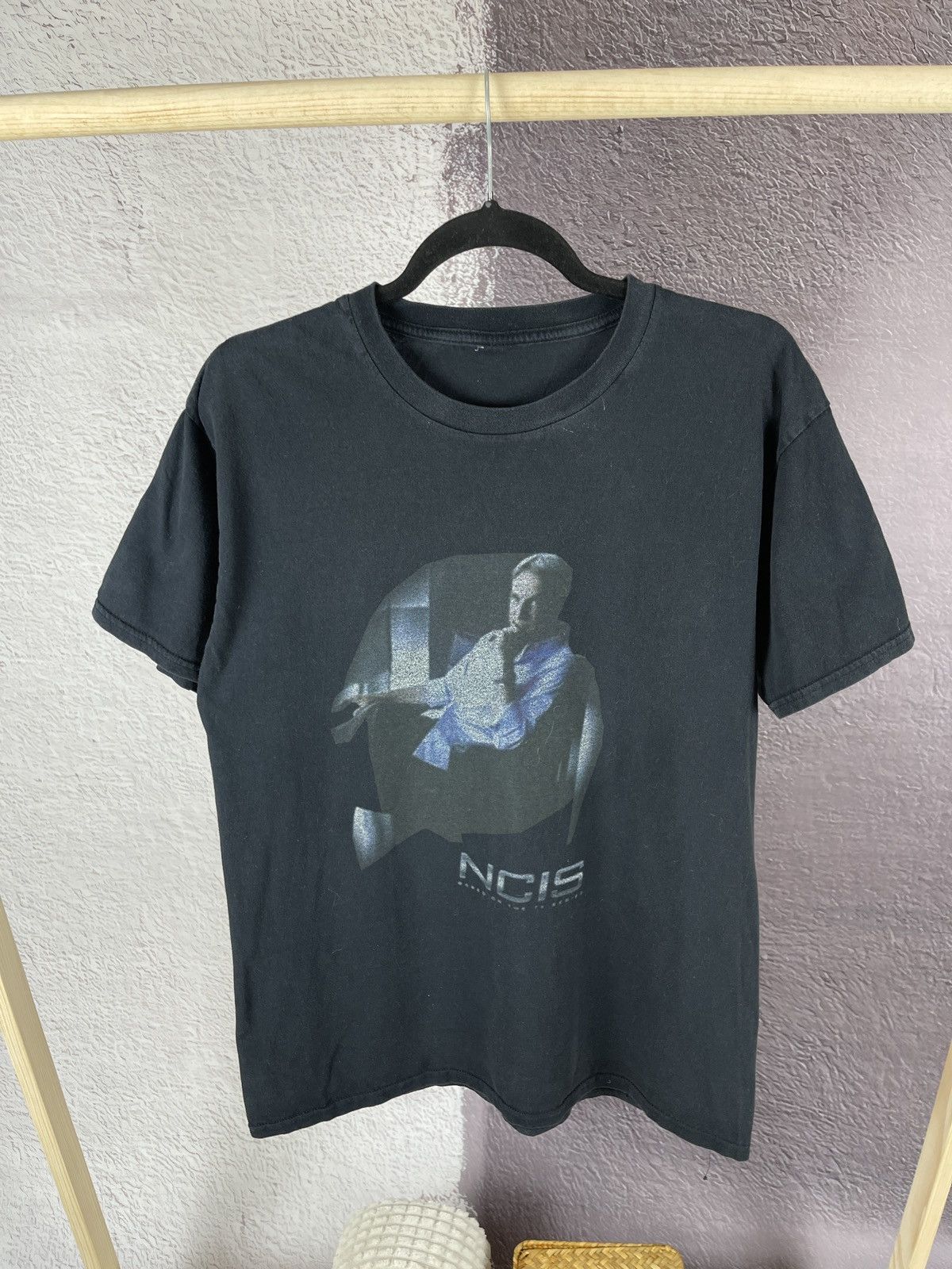 Vintage CBS studios NCIS based on the TV series vintage tee shirt Size US M / EU 48-50 / 2 - 2 Thumbnail