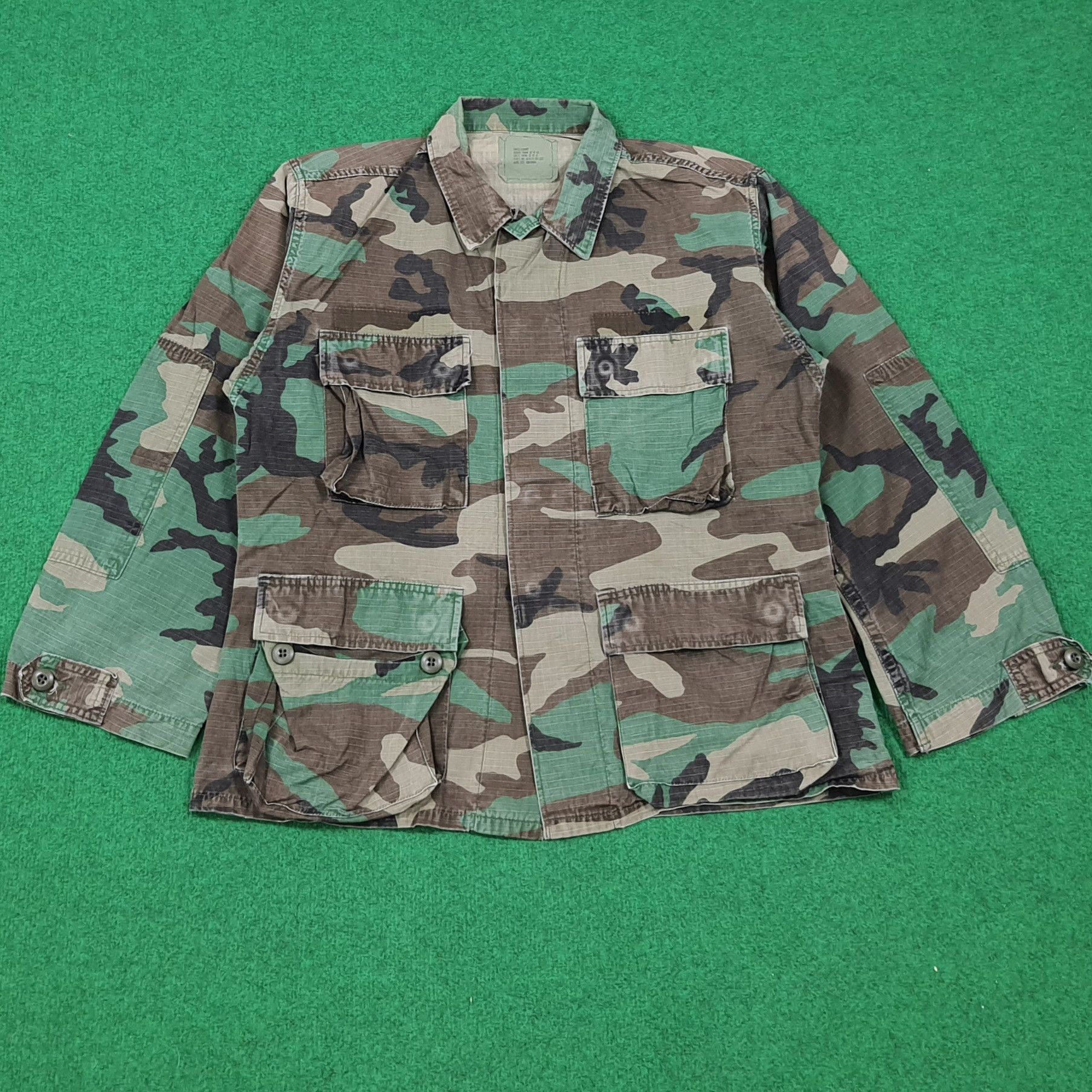 Vintage Vintage 90s US Military Camo Jacket Custom Logo C278N15 Size US M / EU 48-50 / 2 - 3 Thumbnail
