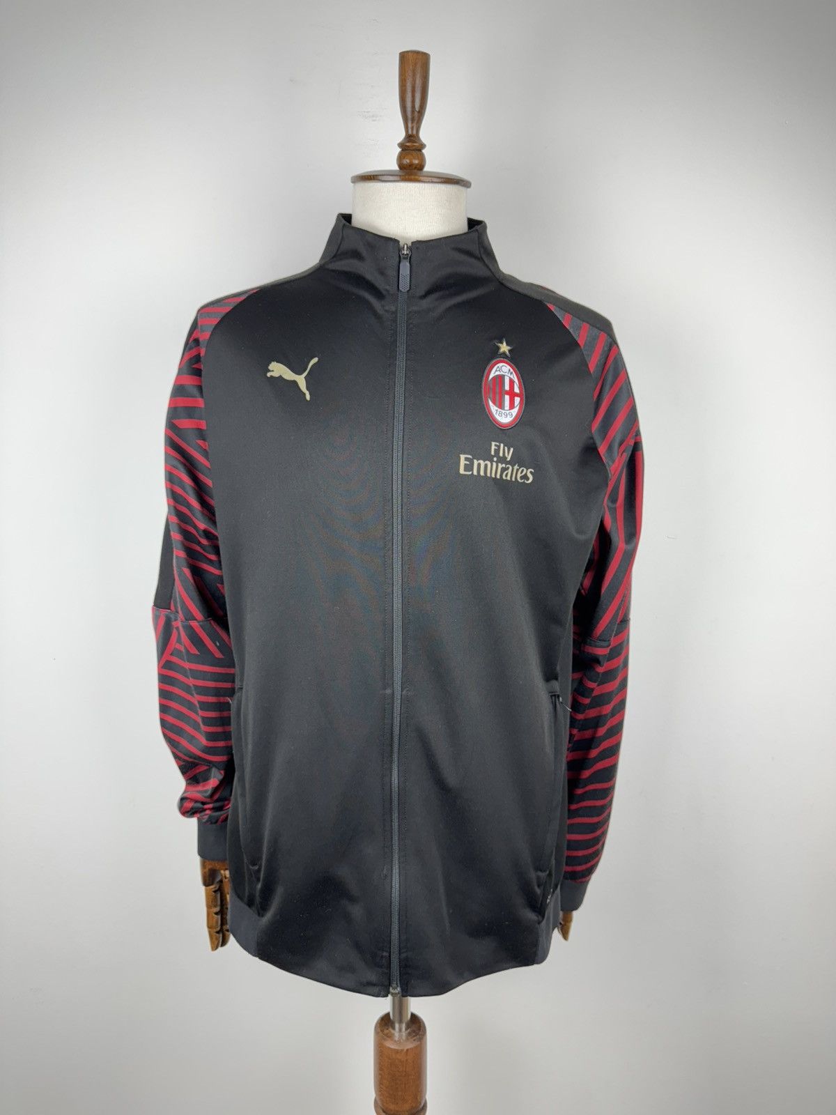 Puma Men’s PUMA AC Milan Track Top Jacket size XL Size US XL / EU 56 / 4 - 1 Thumbnail