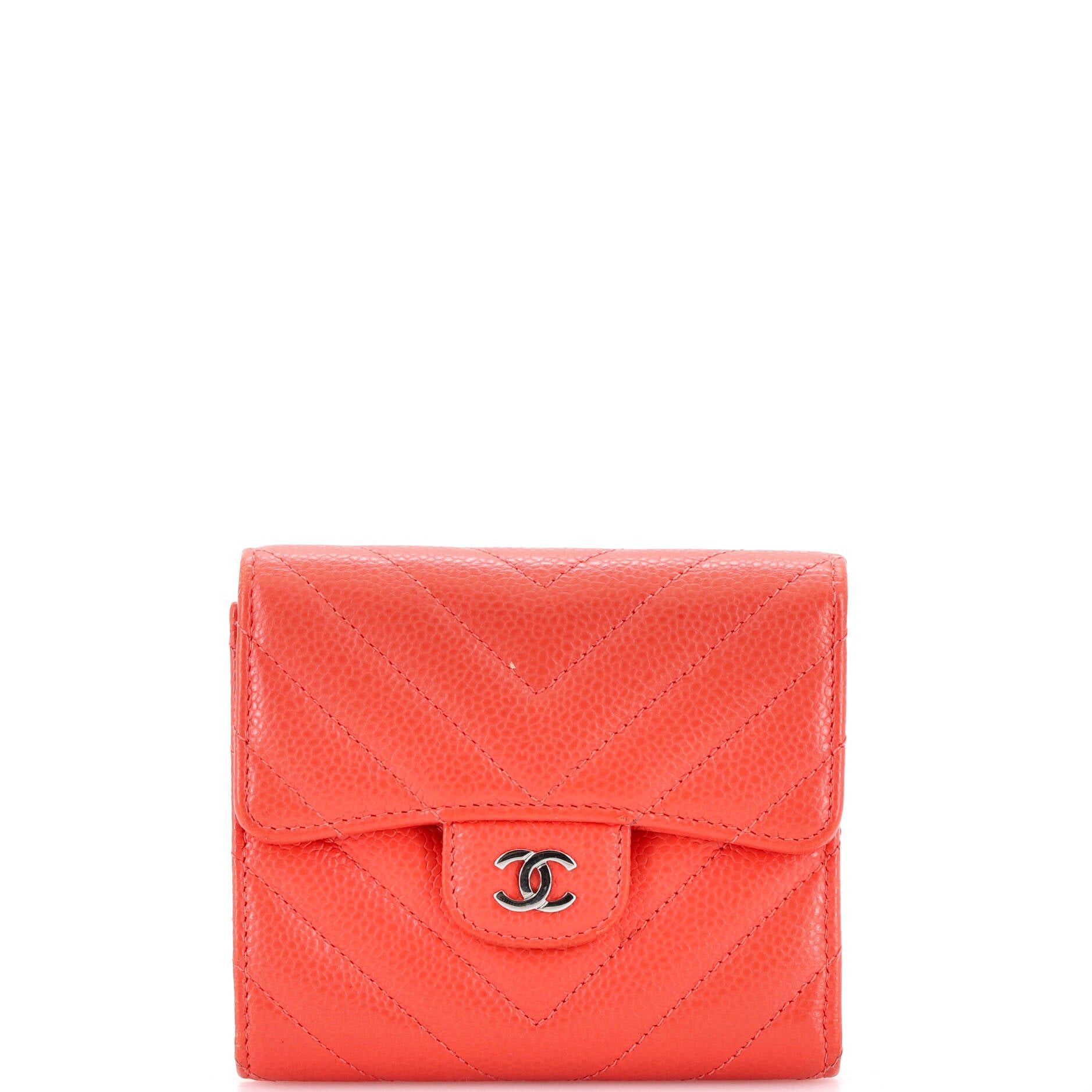 Chanel CC Compact Classic Flap Wallet Size ONE SIZE - 1 Thumbnail