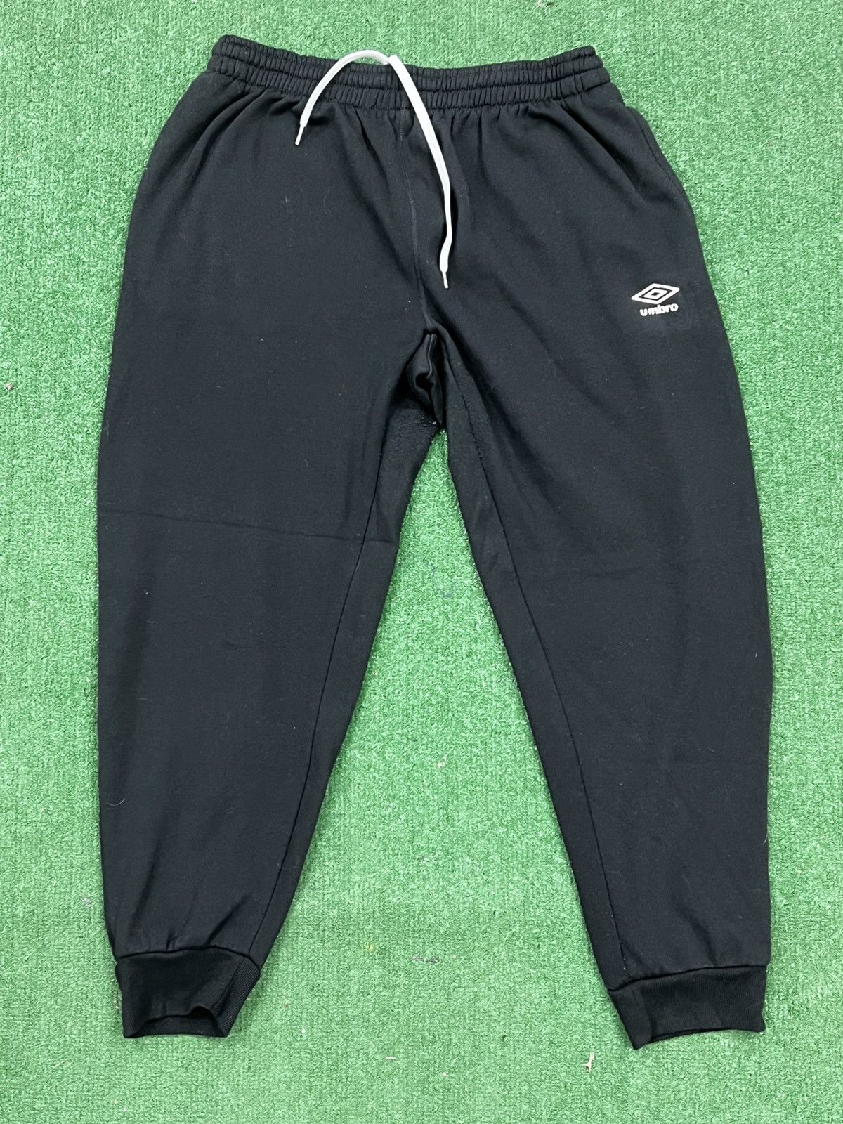 Umbro Vintage Y2K Umbro Sweatpants Size US 38 / EU 54 - 2 Thumbnail