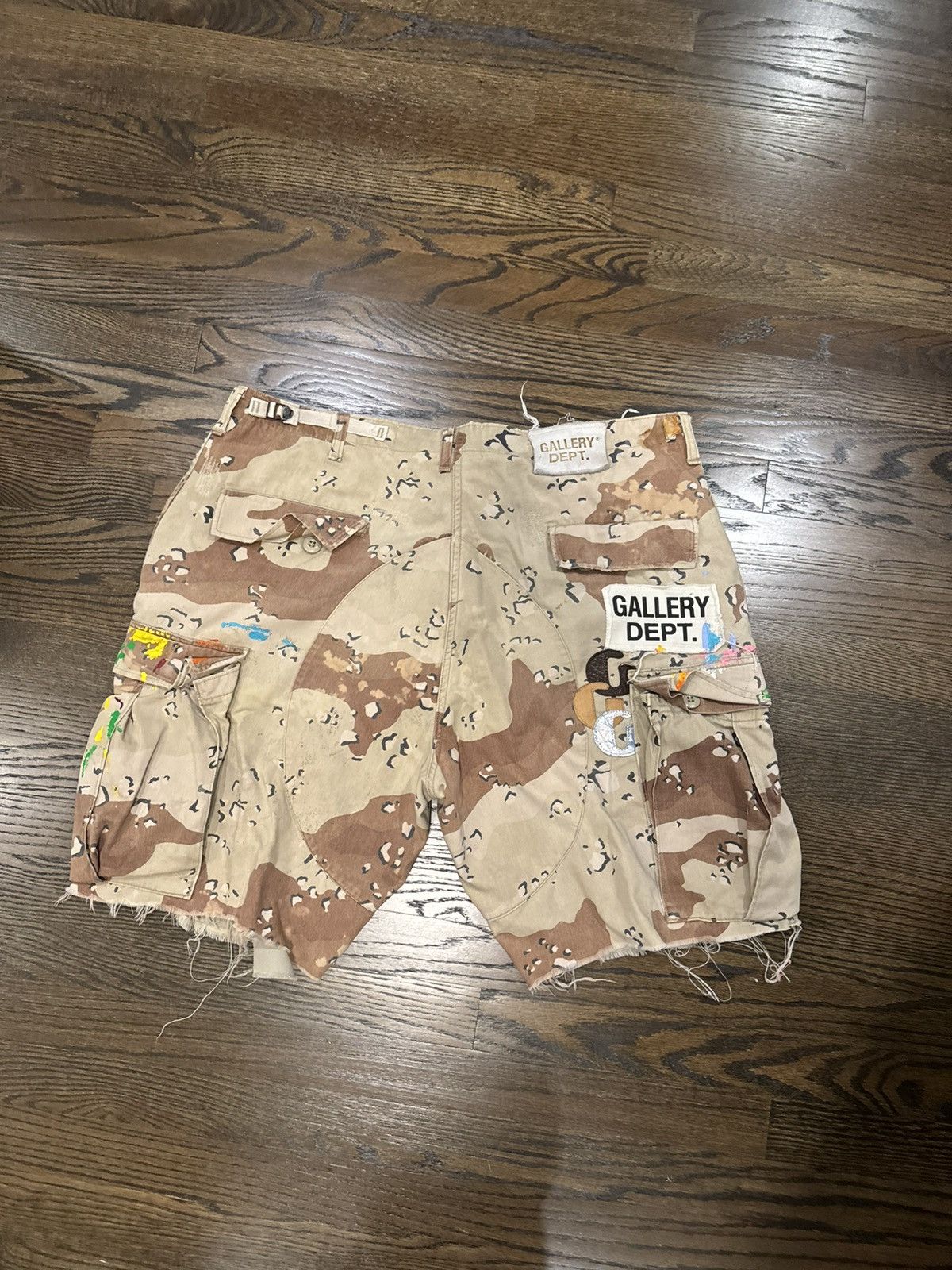 GALLERY DEPT G PATCH CAMO CARGO SHORTS