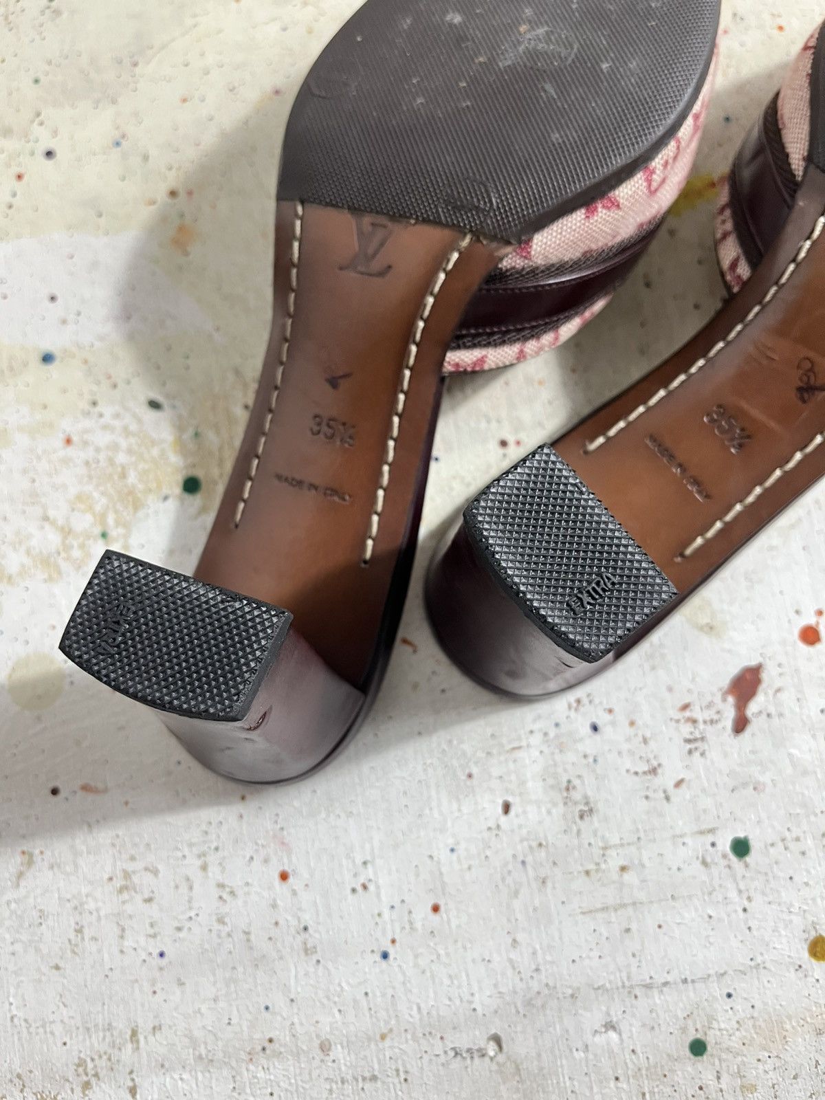 Louis Vuitton Louis Vuitton Cherry red Monogram Leather Canvas Mules Size US 5.5 / IT 35.5 - 16 Thumbnail