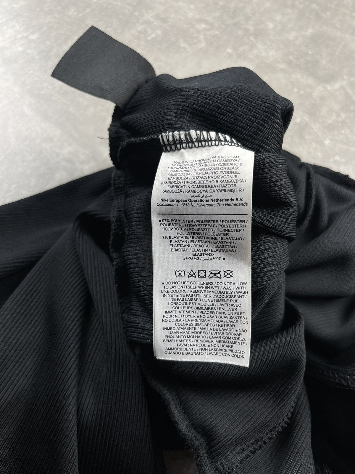 Nike Nike Black Pleated Wide-Leg Culotte Pants Tech Knit Fabric Size 28" / US 6 / IT 42 - 11 Thumbnail