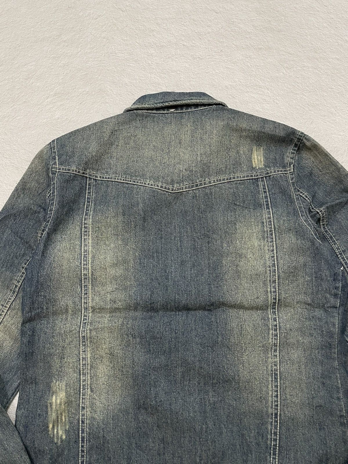 In The Attic 2000s in the attic Grunge Denim Jacket Heavy Washed Y2K LGB Size US M / EU 48-50 / 2 - 10 Thumbnail