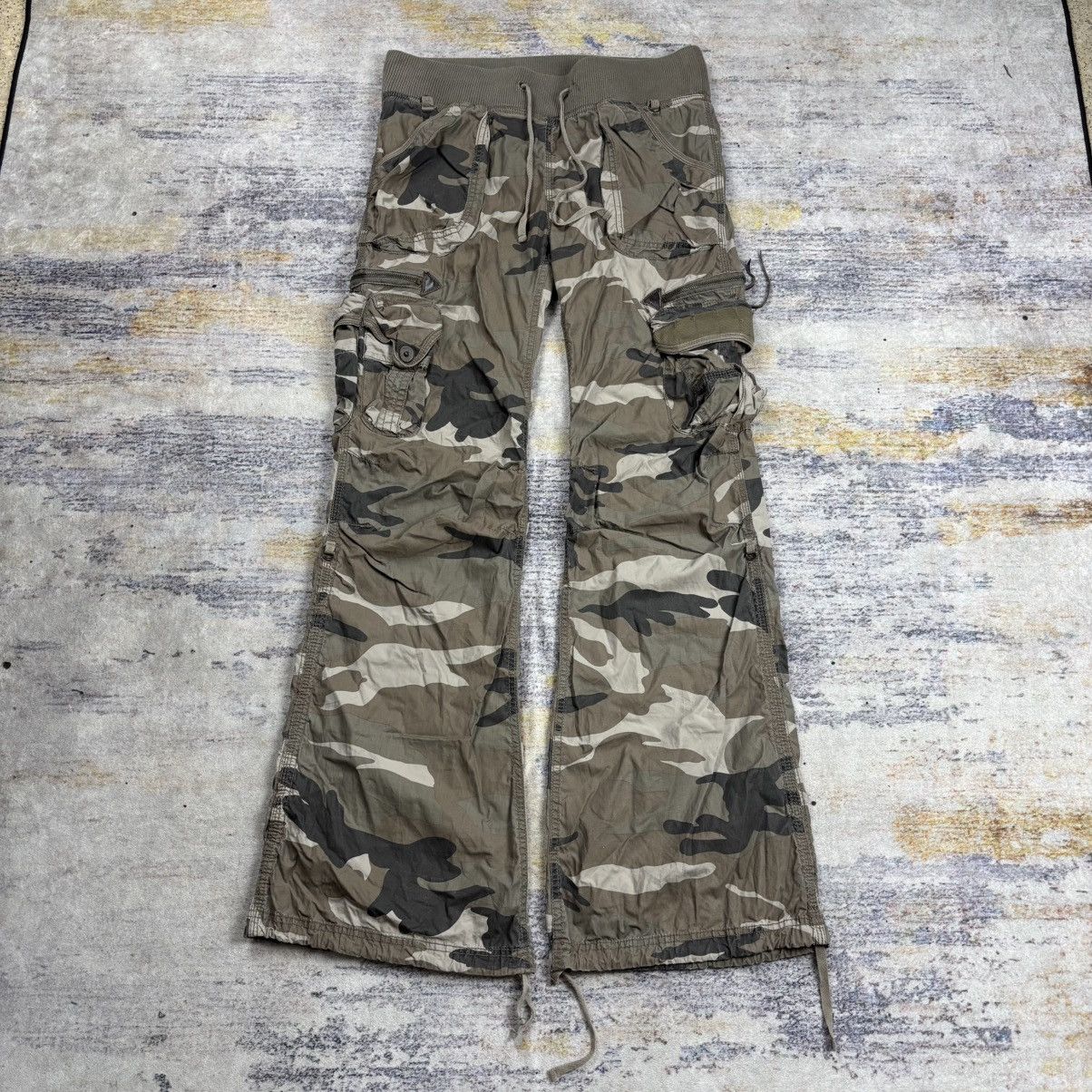 GOA Goa camouflage multi pocket flared cargo pants vkei style Size US 32 / EU 48 - 1 Thumbnail