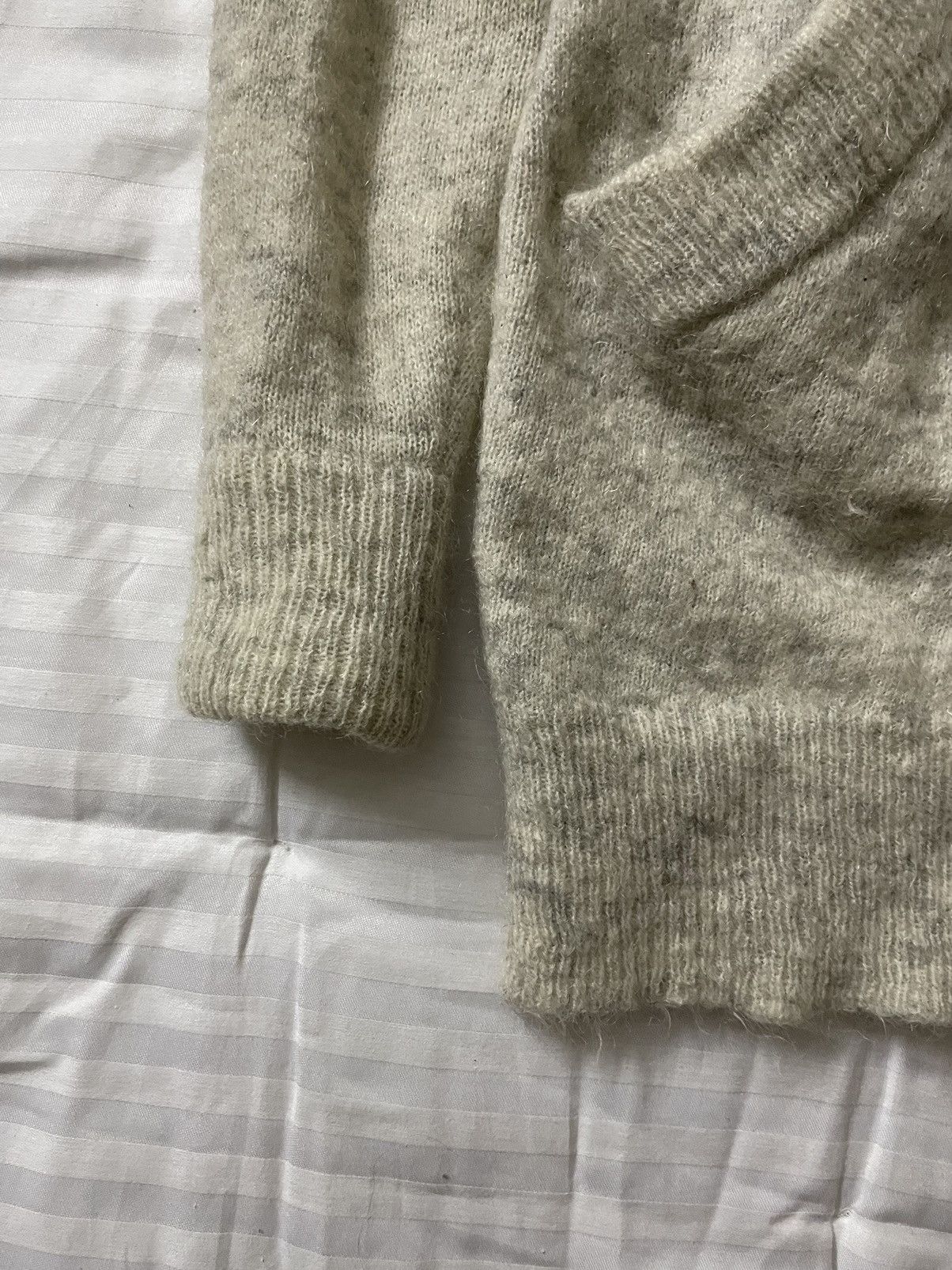 Acne Studios Vintage Acne Studios Wool Cardigan Size XS / US 0-2 / IT 36-38 - 4 Thumbnail