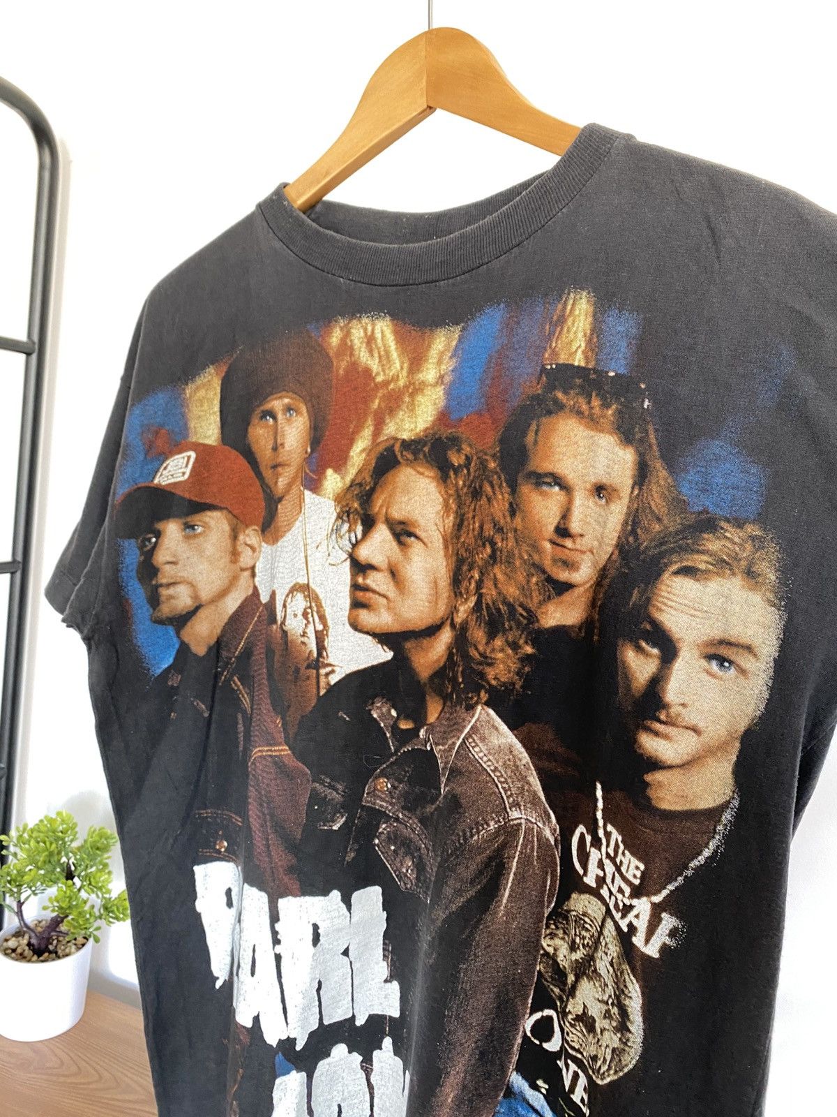Band Tees × Vintage Vintage Pearl Jam November 1996 Euro Tour Size US M / EU 48-50 / 2 - 3 Thumbnail