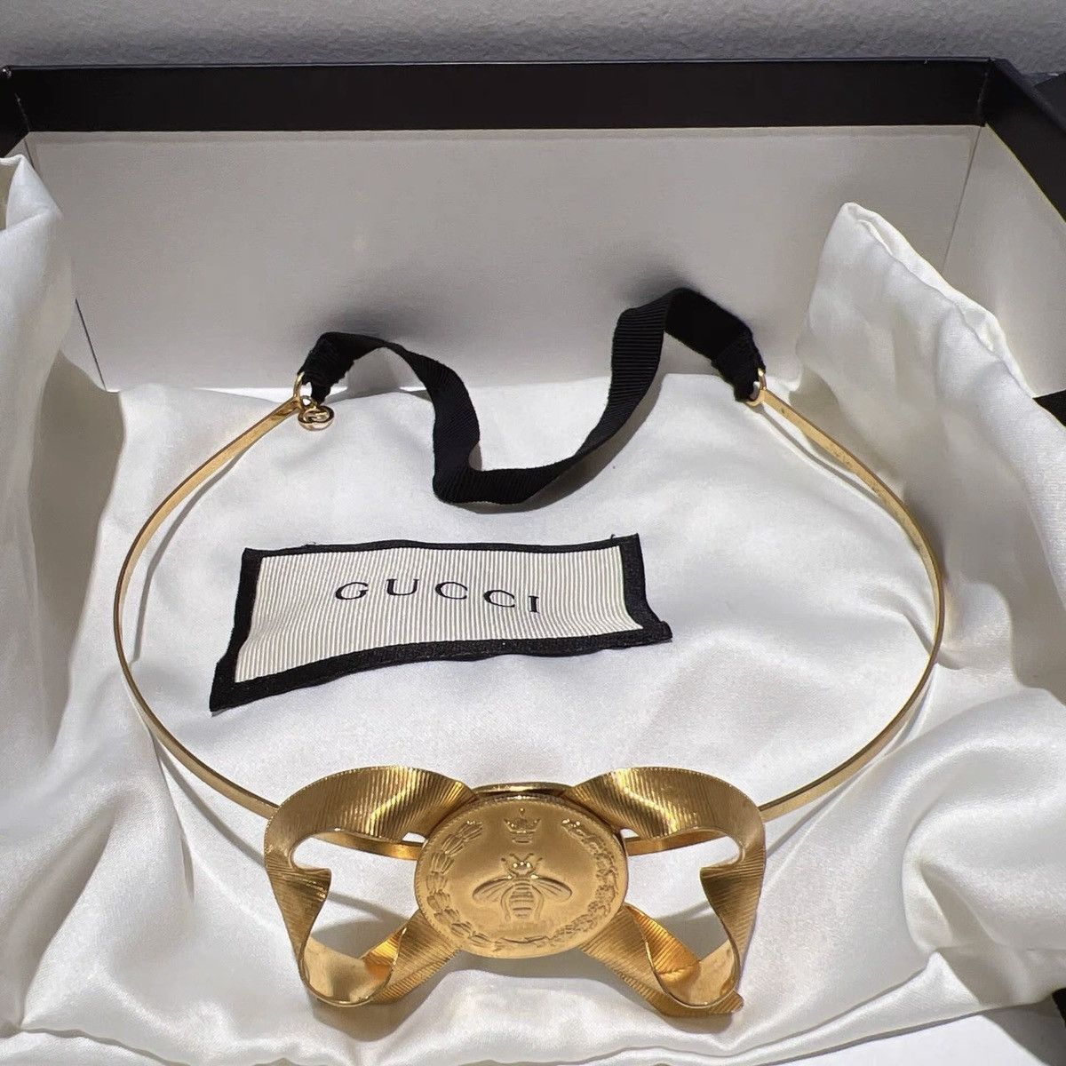 Rare runway headband