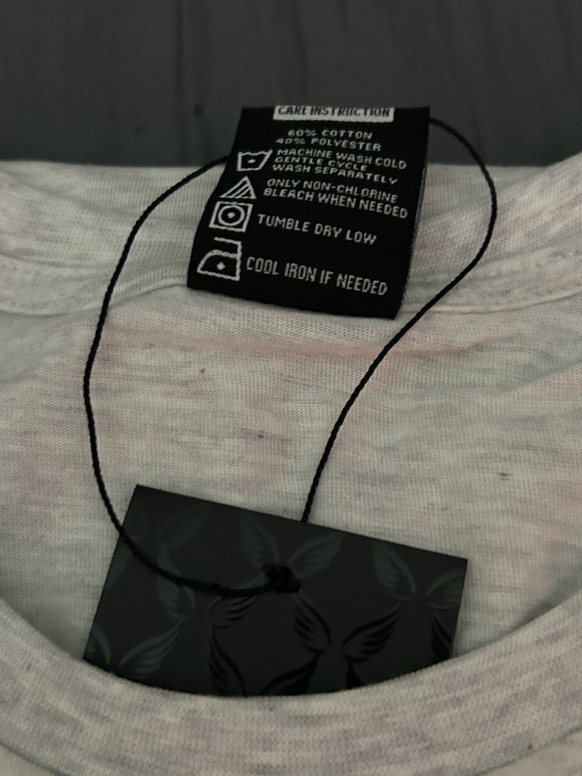 Other XL Gray Shirt with Back Design Size US XXL / EU 58 / 5 - 6 Thumbnail
