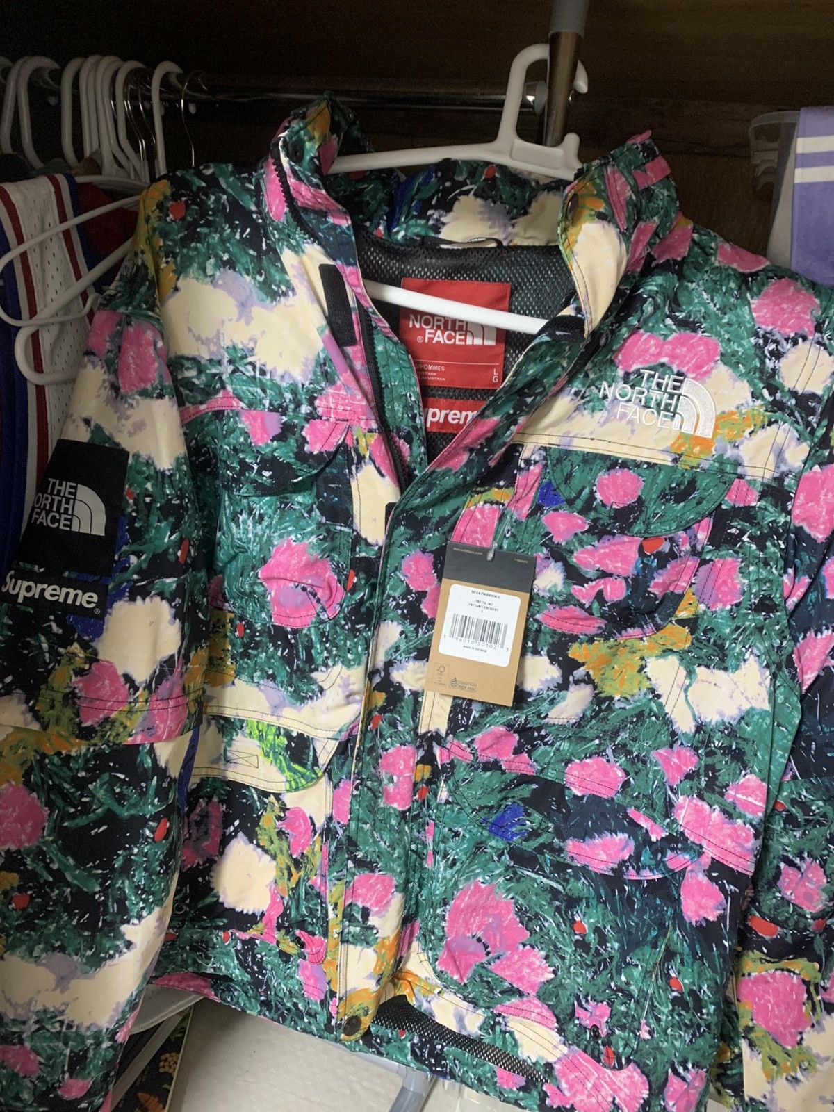 ジャケット・アウター 22SS Trekking Convertible Jacket Flowers Supreme The North Face Trekking Convertible Jacket (SS22) - $298