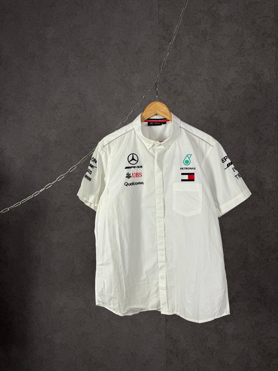 Mercedes-Benz Petronas Mercedes Benz racing shirt Size US L / EU 52-54 / 3 - 1 Thumbnail