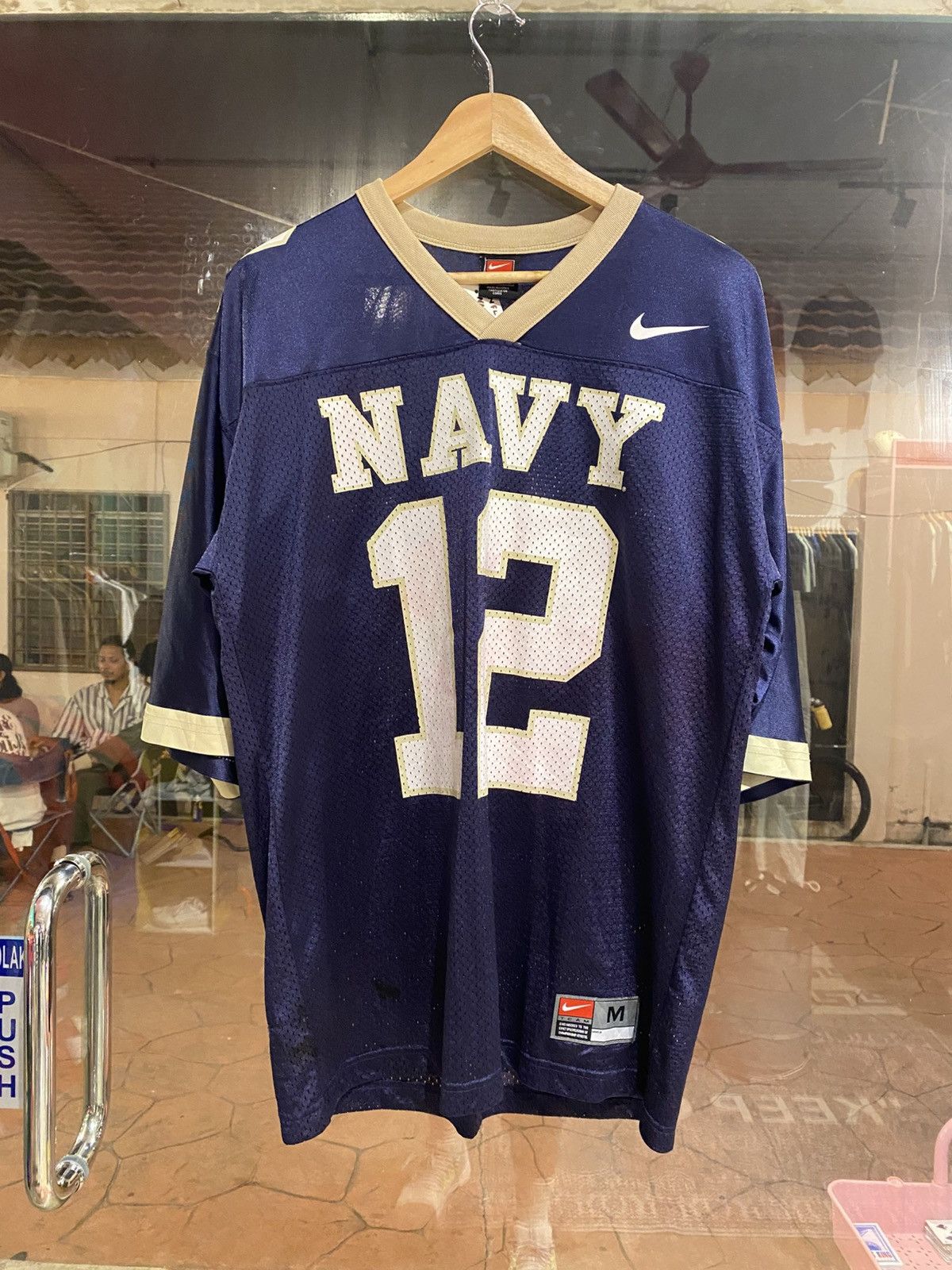 Nike Title: Vintage Nike Navy Midshipmen Football Jersey Size US M / EU 48-50 / 2 - 1 Thumbnail