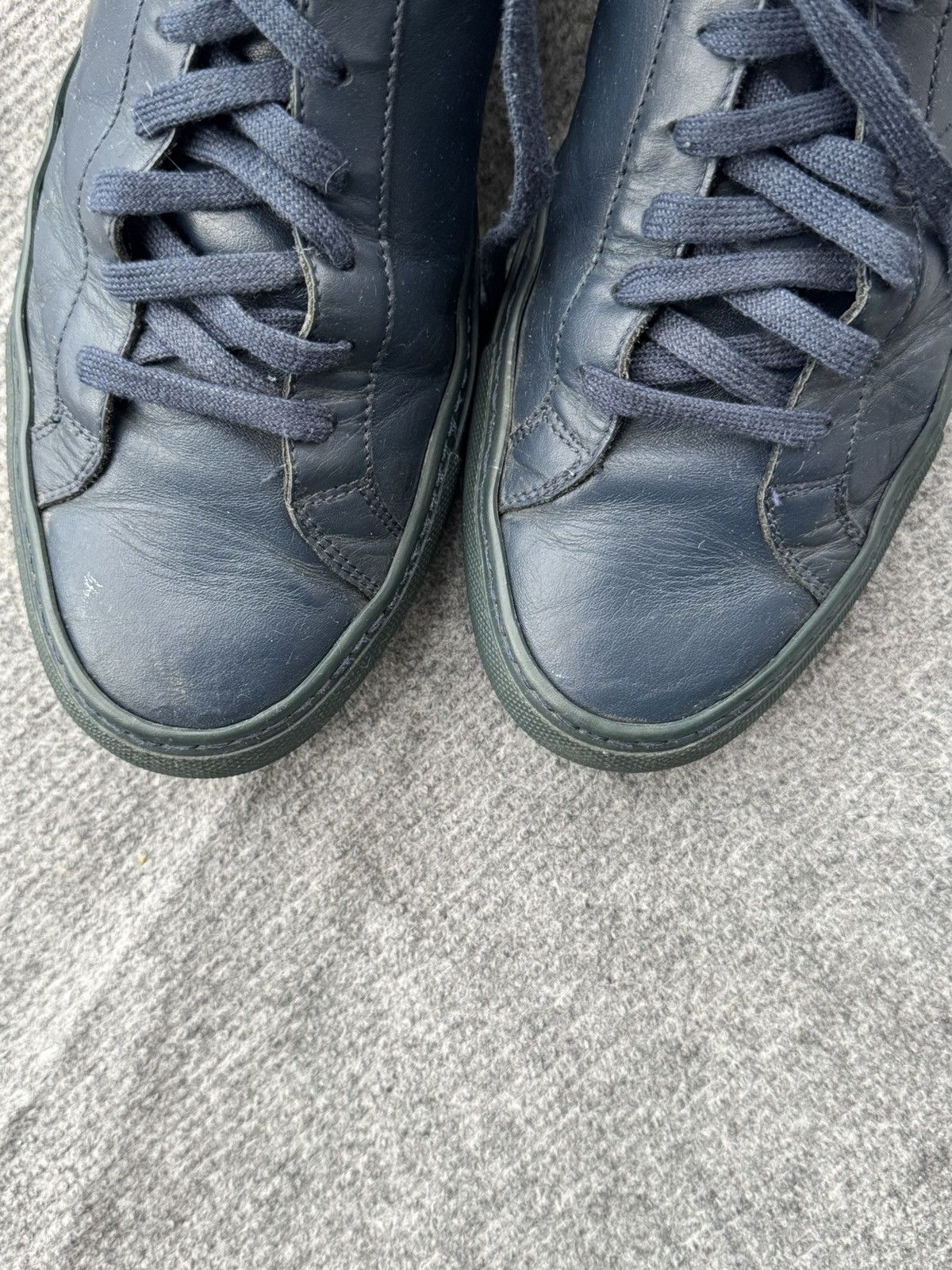 Common Projects Achilles high navy Size US 10 / EU 43 - 3 Thumbnail