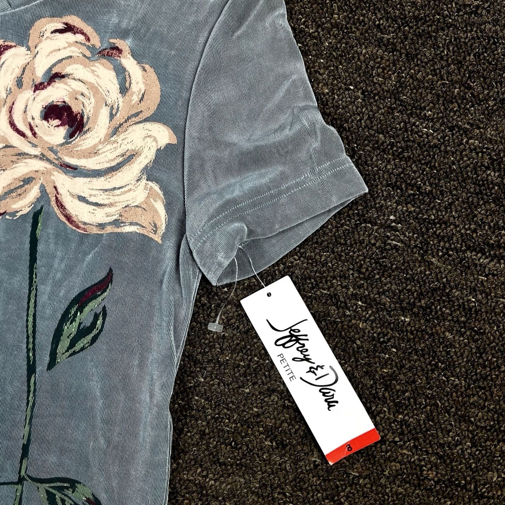 Vintage VINTAGE Jeffrey and Dara Blouse Woman S Floral Short Sleeve V-Neck Stretch Fit 90s Boho Gray Size S / US 4 / IT 40 - 7 Thumbnail