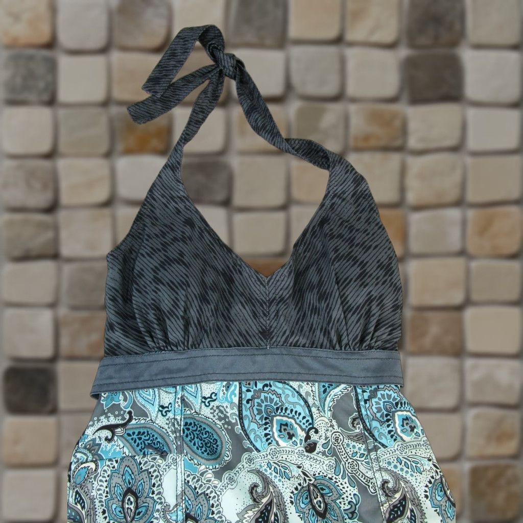 Athleta Athleta Dress Womens 2 Gray Halter Sundress A-Line Blouson Fit & Flare Zip Party/Cocktail Travel Casual Paisley Sleeveless Short Size XS / US 0-2 / IT 36-38 - 1 Thumbnail