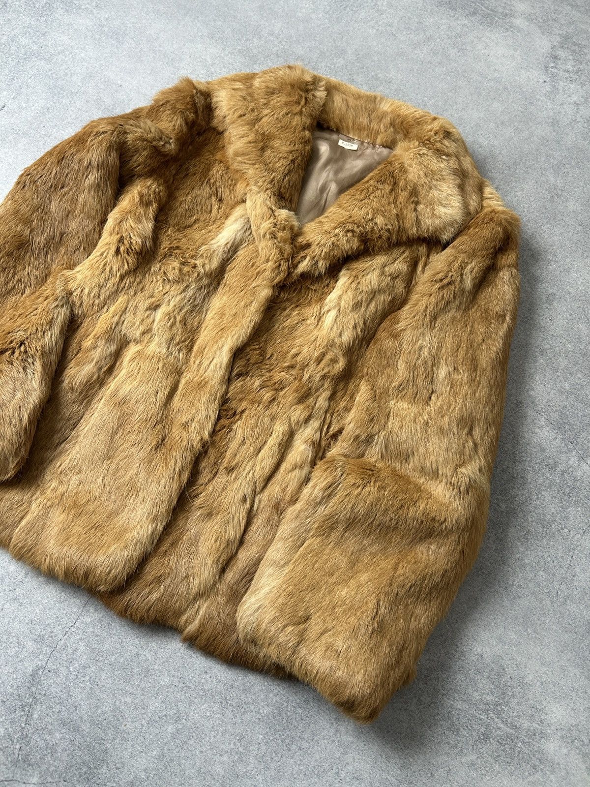 Japanese Brand Rabbit fur coat women’s vintage 90s Size S / US 4 / IT 40 - 4 Thumbnail