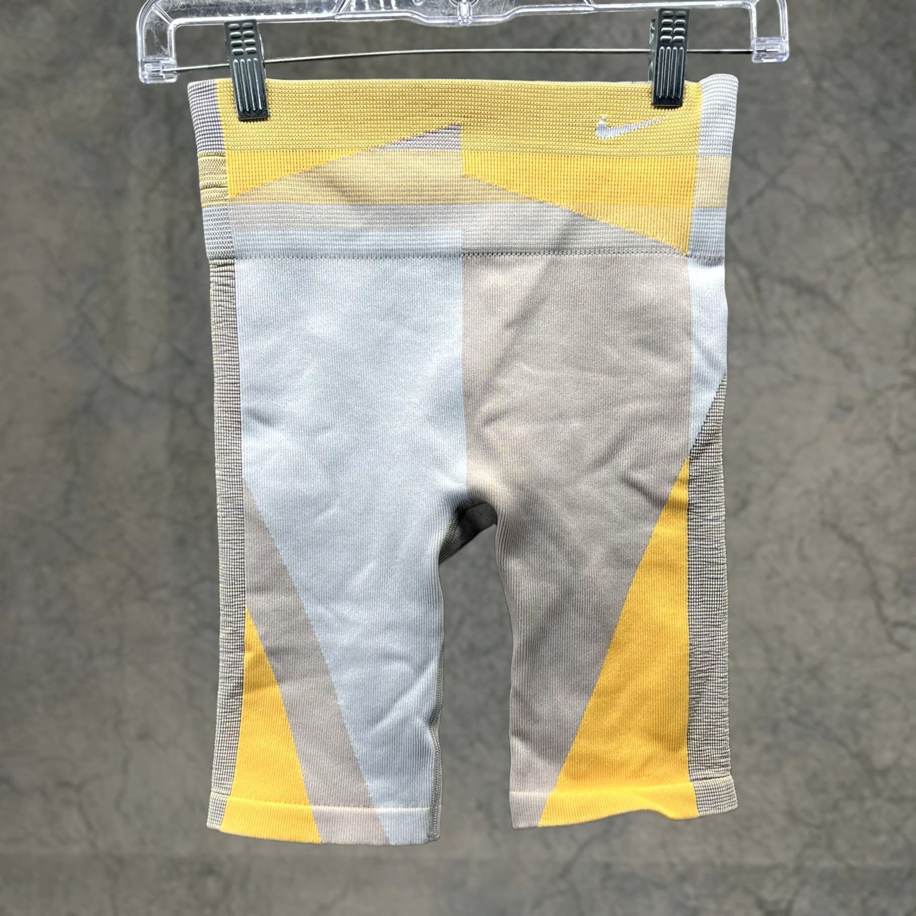 Nike Nike Dri-FIT Biker Shorts Womens Small Colorblock Athletic CU5091-110 Size 28" / US 6 / IT 42 - 1 Thumbnail