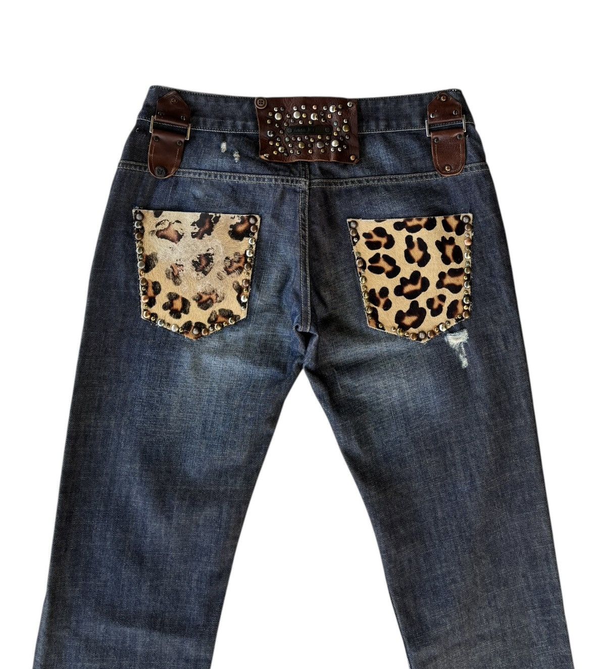 Japanese Brand Anna Biagini Leopard Pocket Studded Distressed Denim Jeans Size 30" / US 8 / IT 44 - 3 Thumbnail