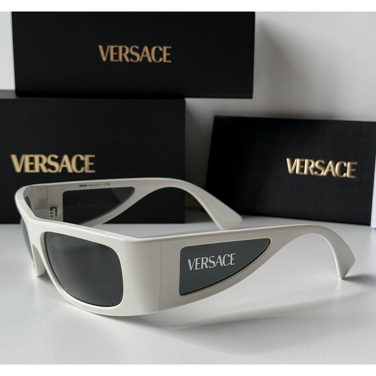 Versace NEW Versace VE4482 White Shielded Sunglasses Size ONE SIZE - 4 Thumbnail
