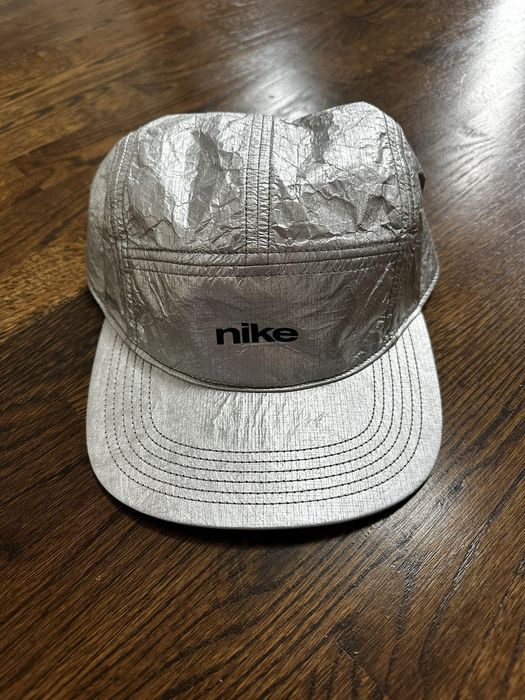 nike mars landing cap