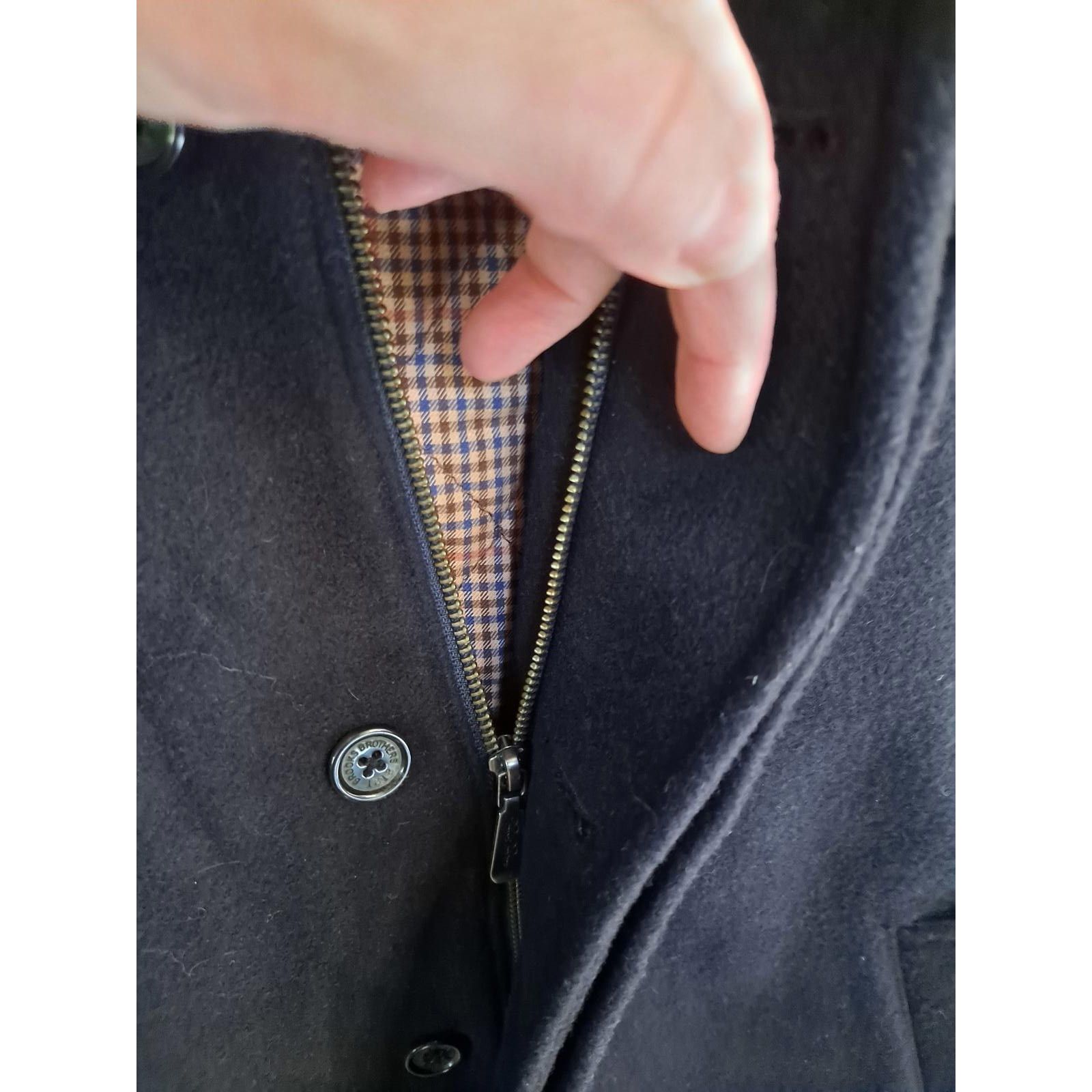 Brooks Brothers Brooks Brothers Wool Blend Black Overcoat with Plaid Quiltin Size US L / EU 52-54 / 3 - 6 Thumbnail