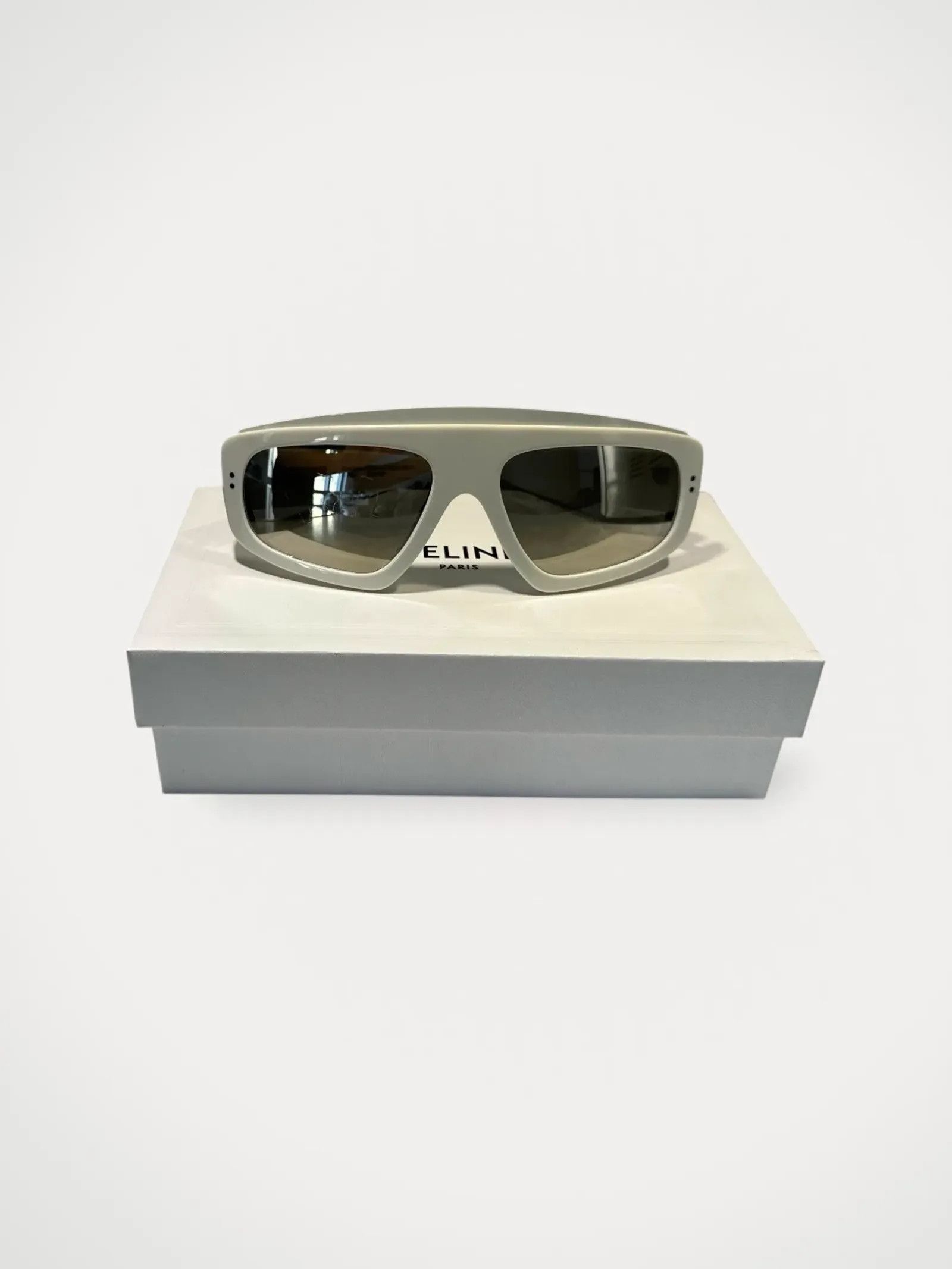 Celine Celine Celine Solglasögon 402225I 25C Sunglasses Size ONE SIZE - 1 Thumbnail