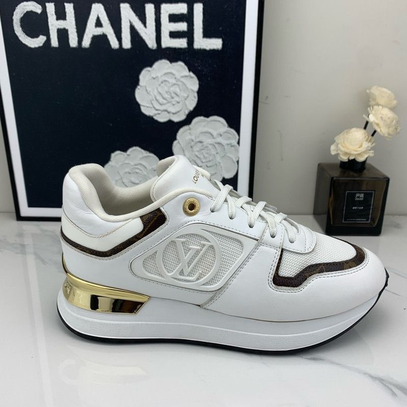 Louis Vuitton Louis Vuitton Run Away White Casual Sneakers Size US 7 / IT 37 - 6 Thumbnail