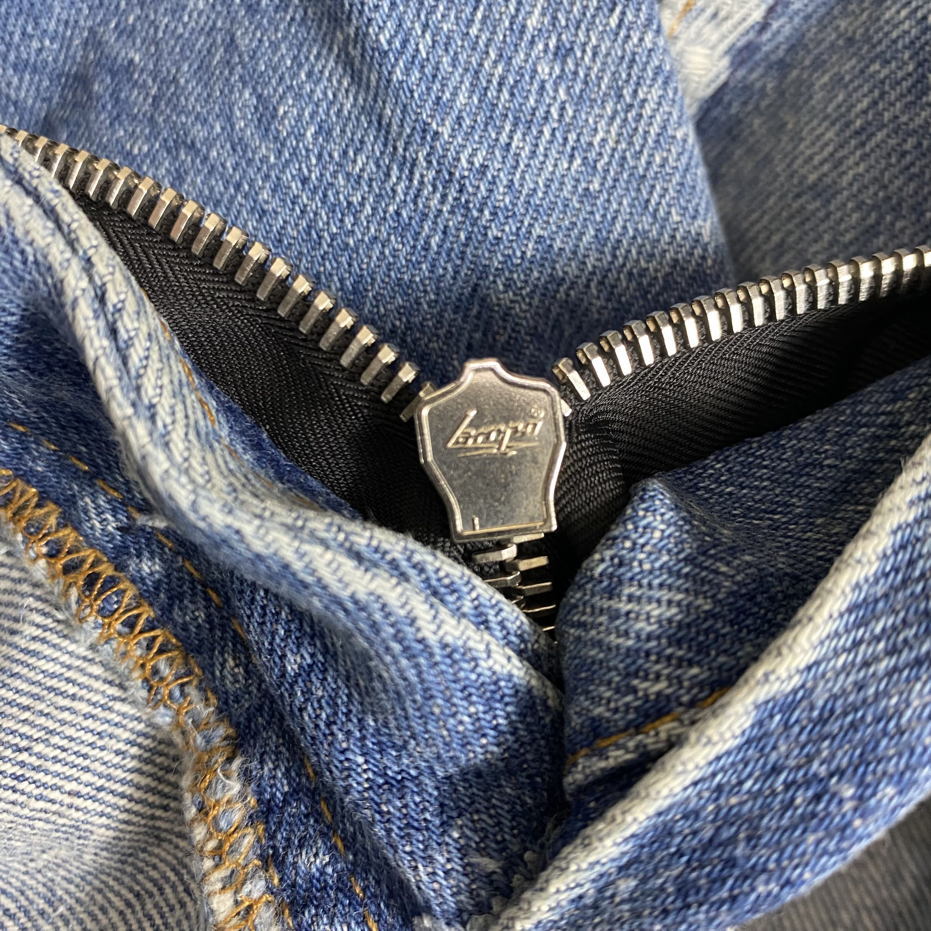 Levi's × Off-White × Virgil Abloh Distressed Blue Vintage Levi's 501 x Off White 29x24-JN3942 Size US 29 - 7 Thumbnail