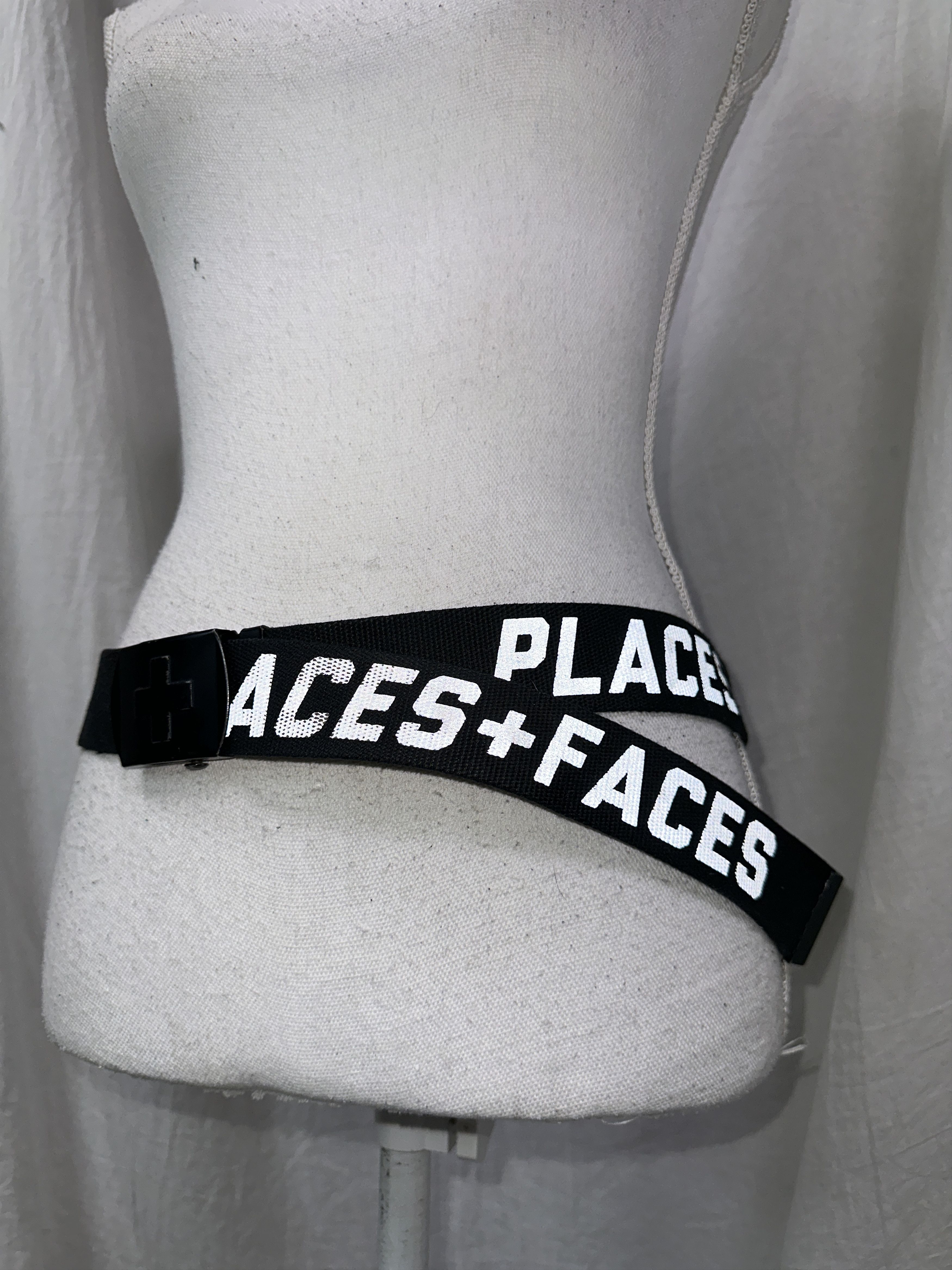 Places + Faces Vintage Reflective Hype Beast Places + Faces Belt Y2K Size ONE SIZE - 1 Thumbnail