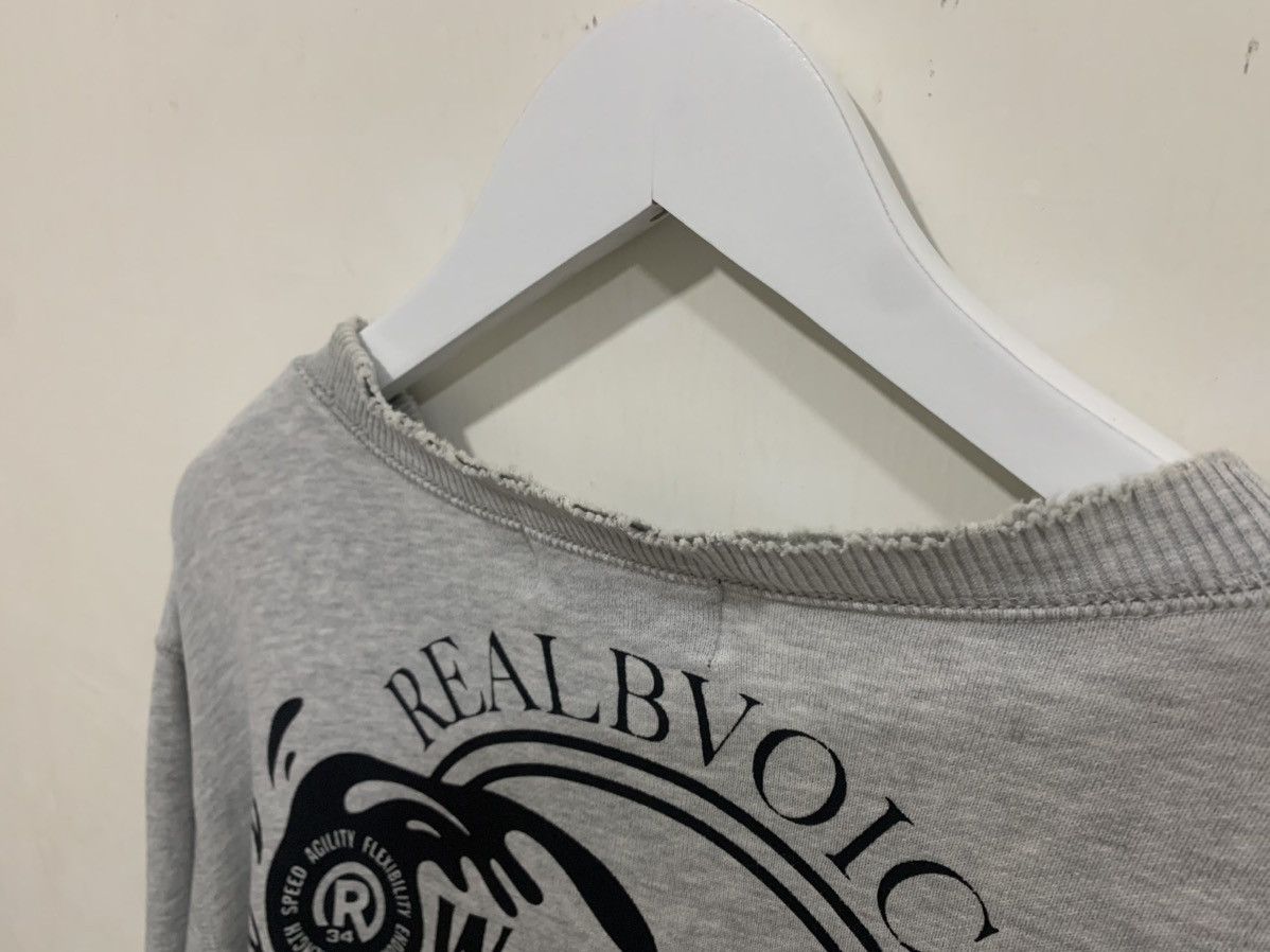 Japanese Brand Vintage RealBVoice Stylish & big Logo Distressed Size US L / EU 52-54 / 3 - 16 Thumbnail