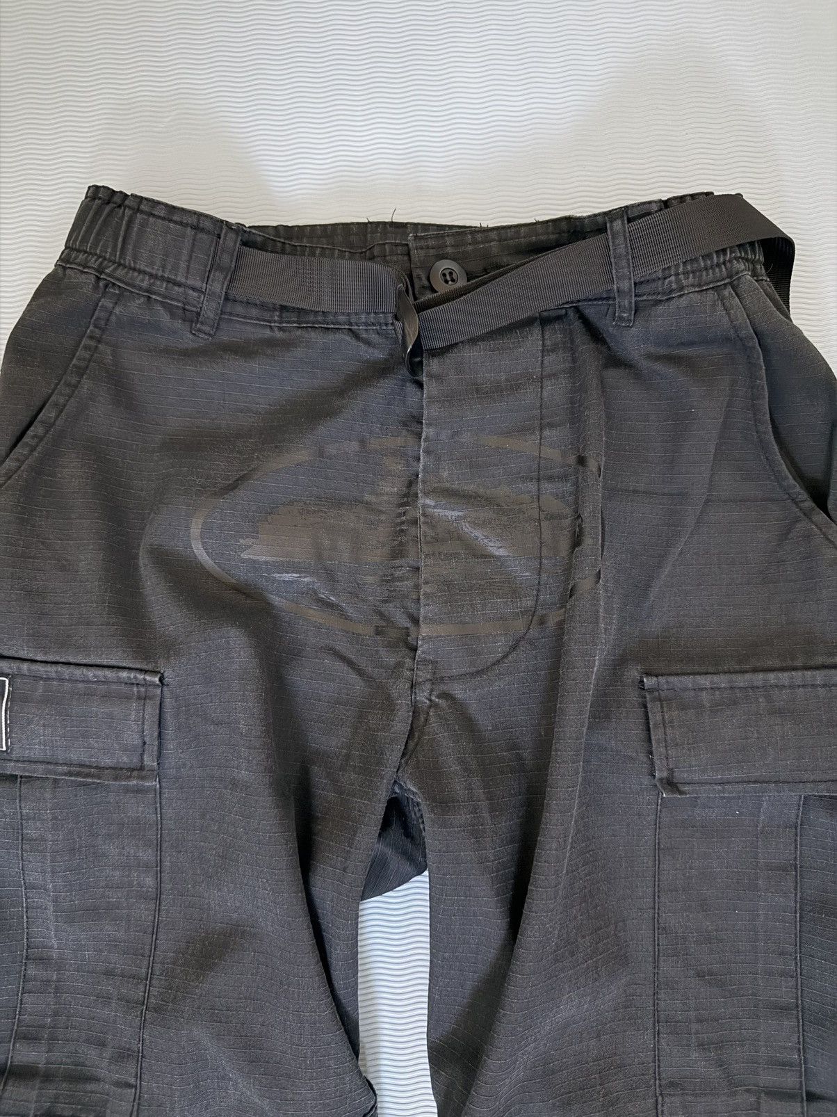 Corteiz CORTEIZ GUERILLAZ CARGOS TRIPLE BLACK Size US 30 / EU 46 - 3 Thumbnail