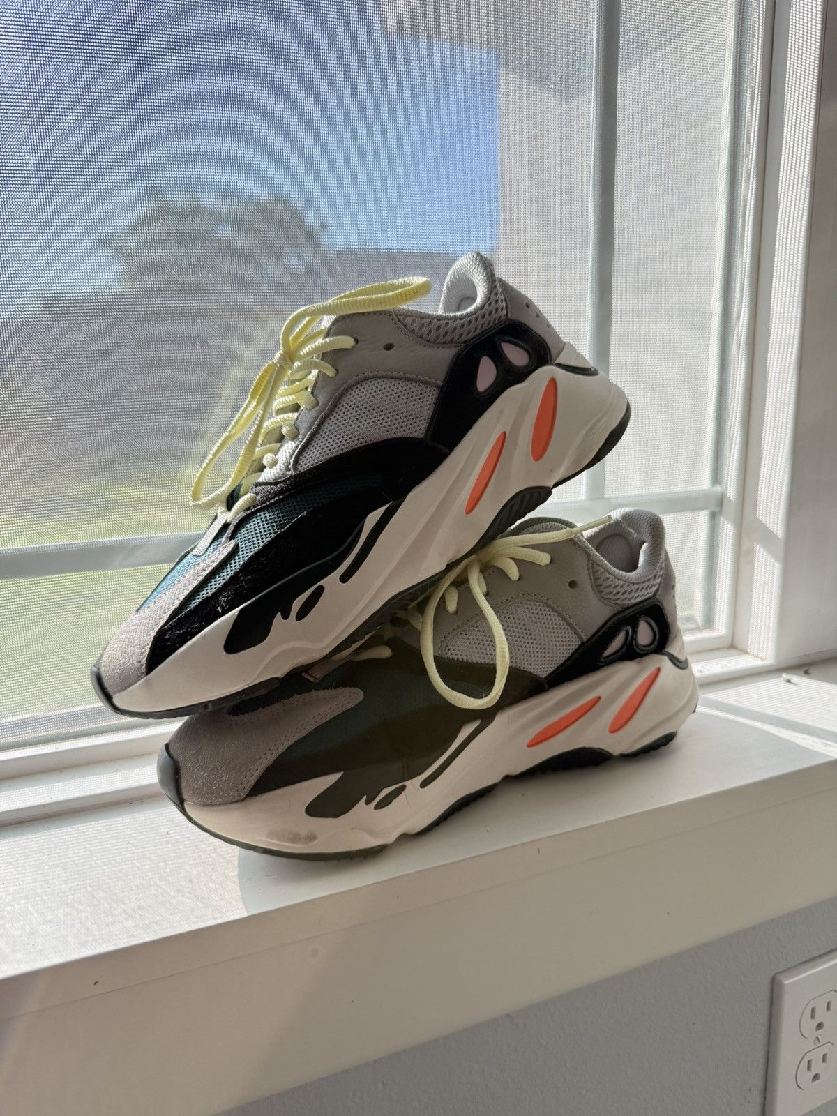Adidas × Y's Yeezy Boost 700 OG Size US 9.5 / EU 42-43 - 1 Thumbnail