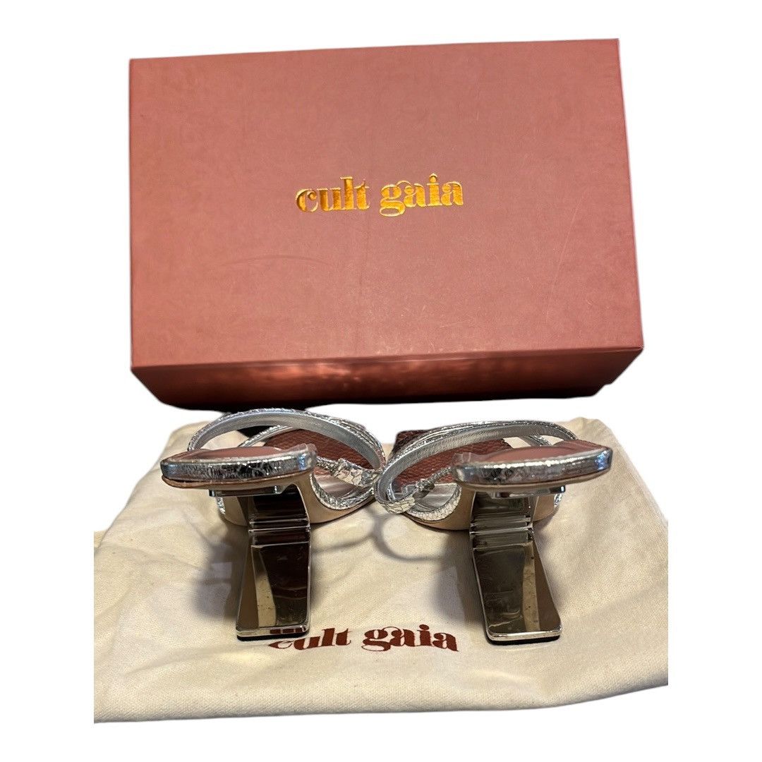 Cult Gaia Cult Gaia wedge heels Size US 7.5 / IT 37.5 - 7 Thumbnail